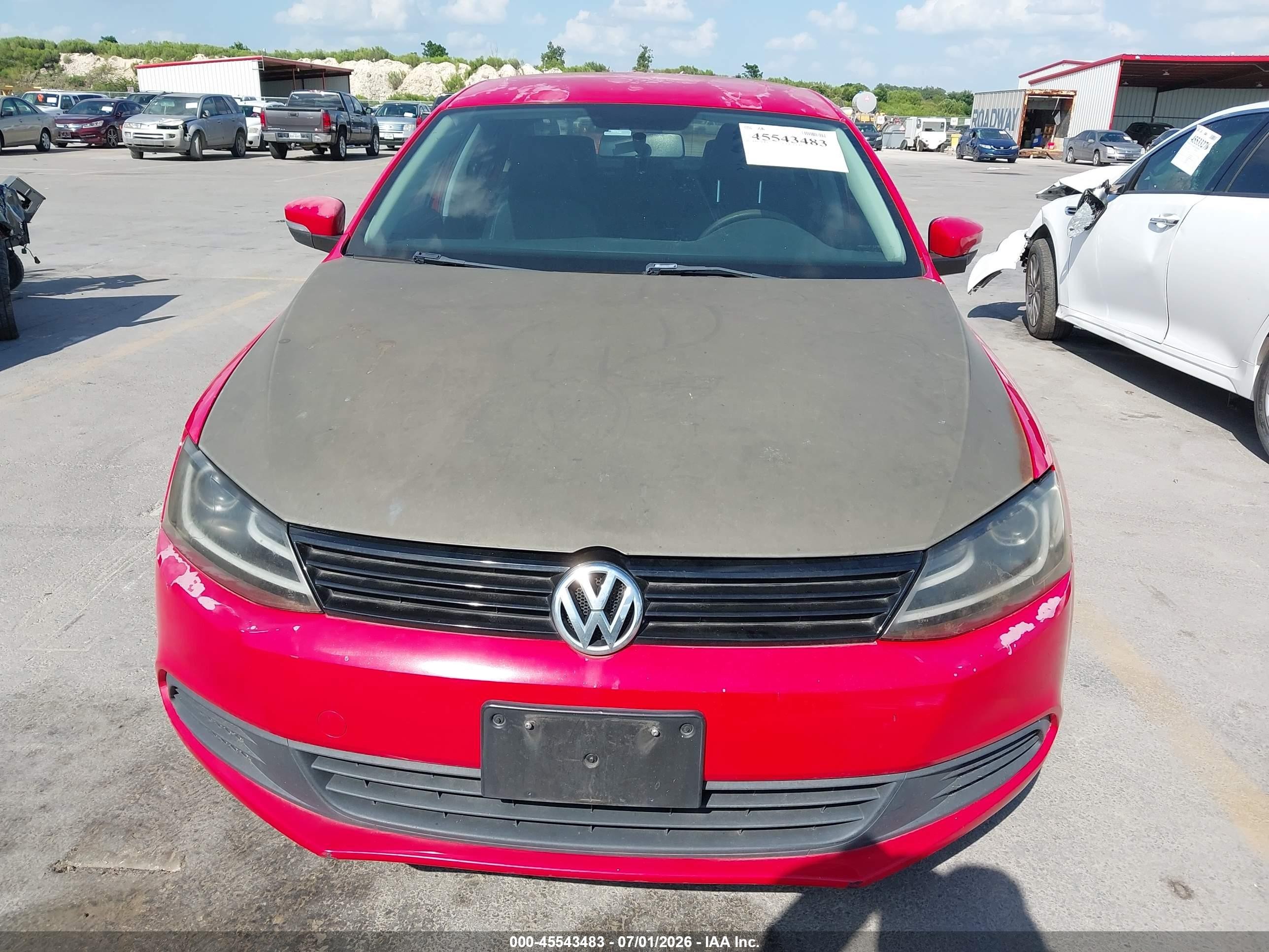 2011 Volkswagen Jetta 2.5l Se Red vin: 3VWDX7AJ3BM373396
