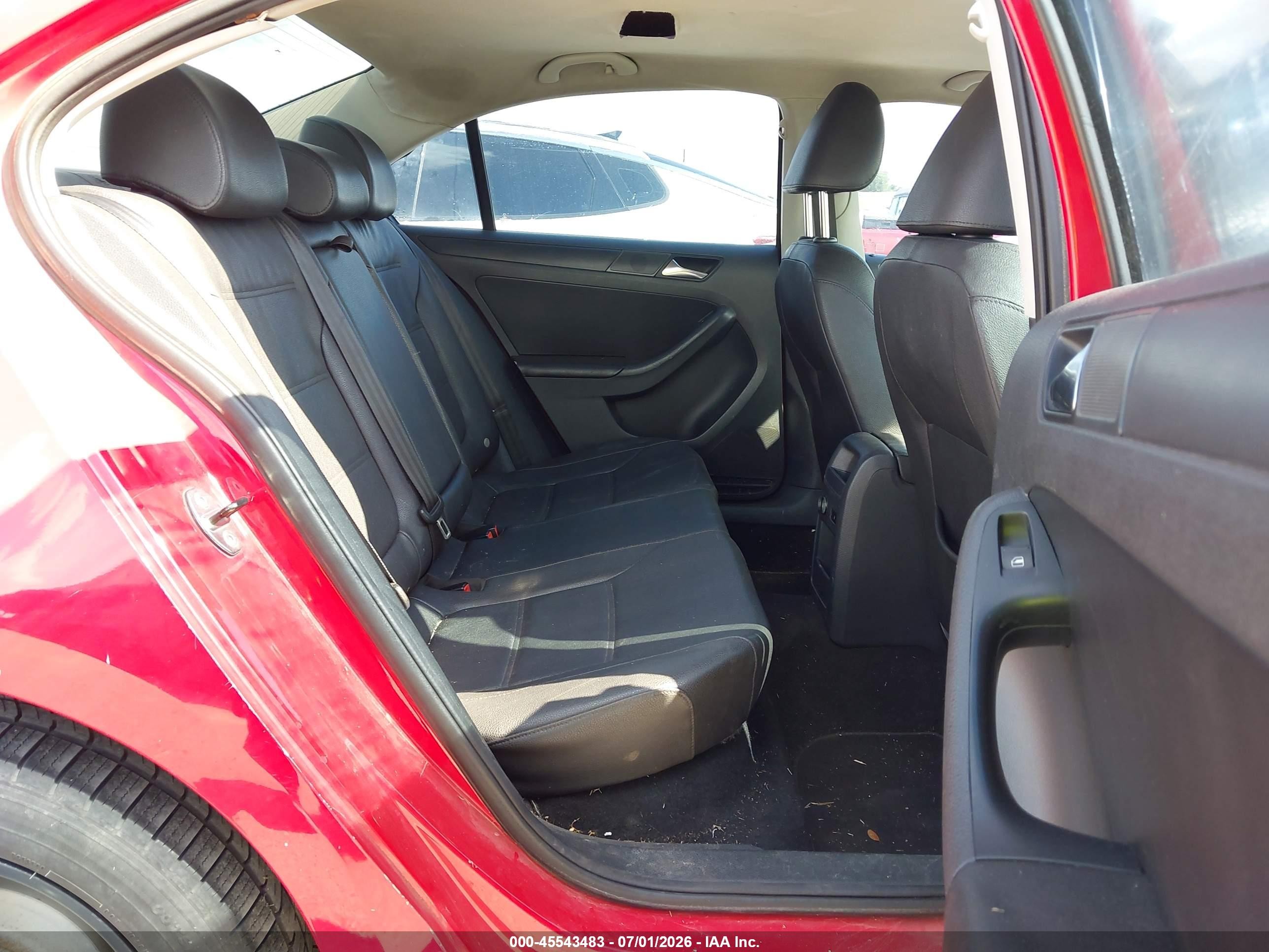 2011 Volkswagen Jetta 2.5l Se Red vin: 3VWDX7AJ3BM373396