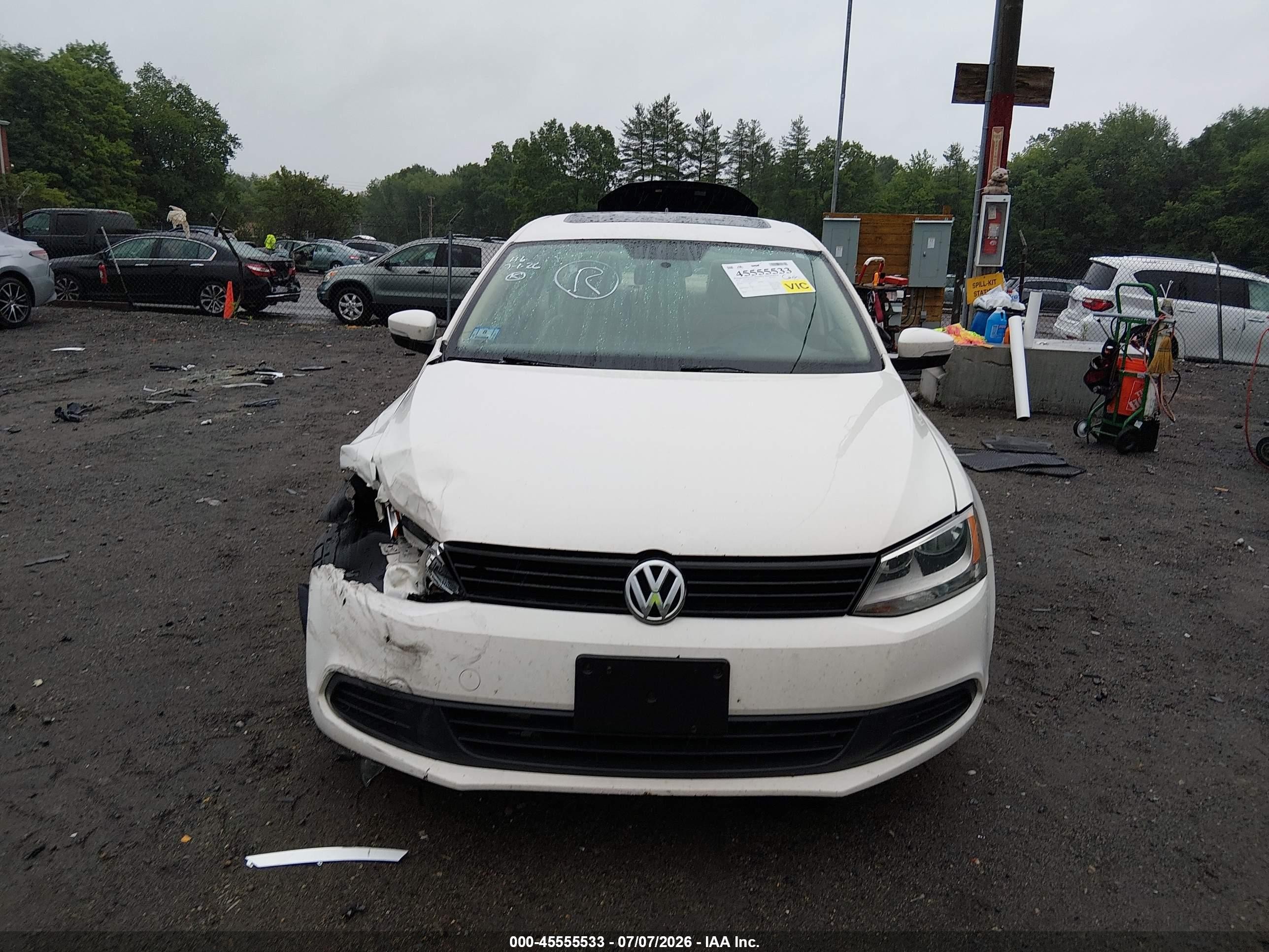 2012 Volkswagen Jetta 2.5l Se Белый vin: 3VWDX7AJ3CM341517