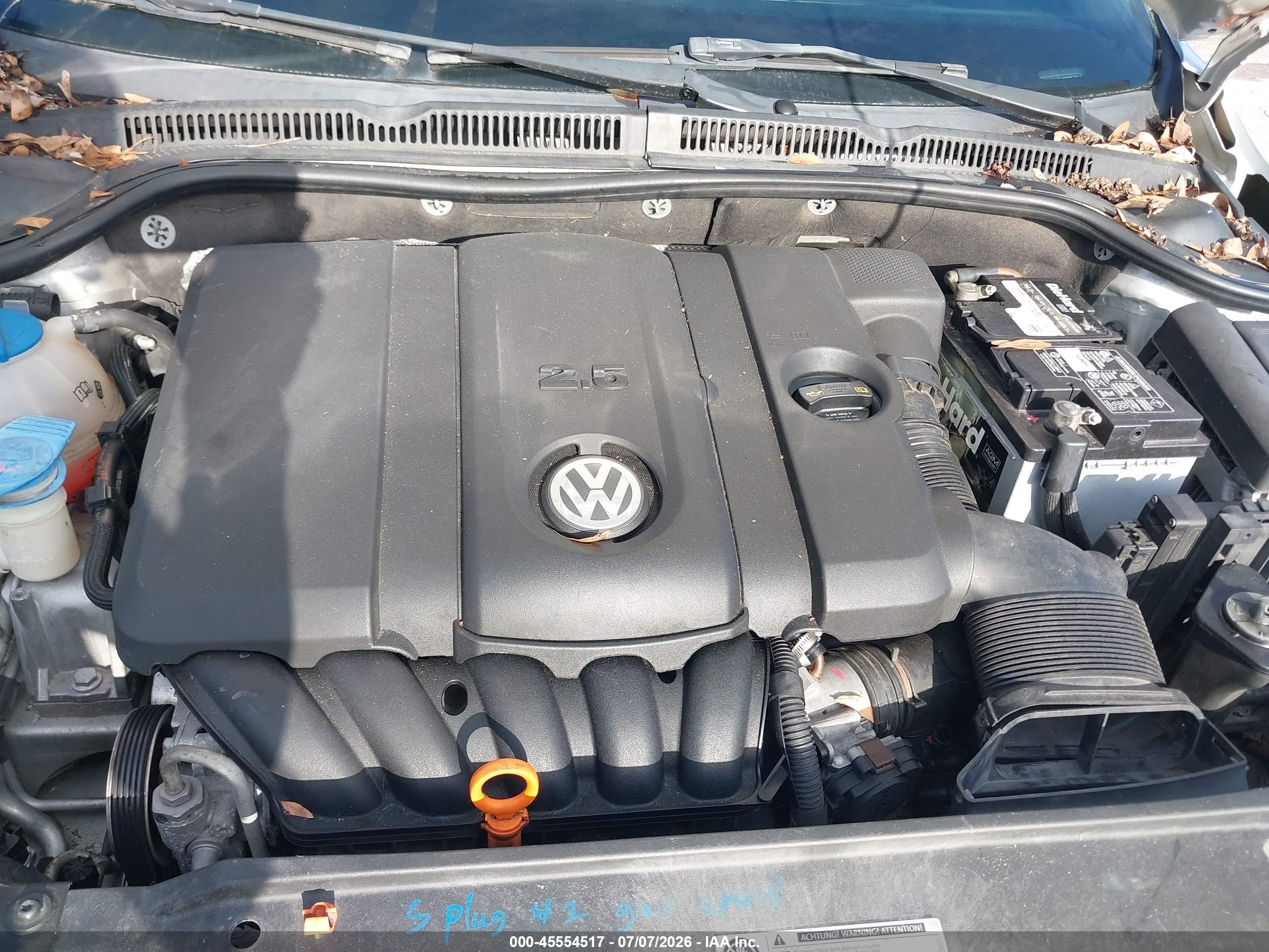 2012 Volkswagen Jetta 2.5l Se Silver vin: 3VWDX7AJ3CM351643