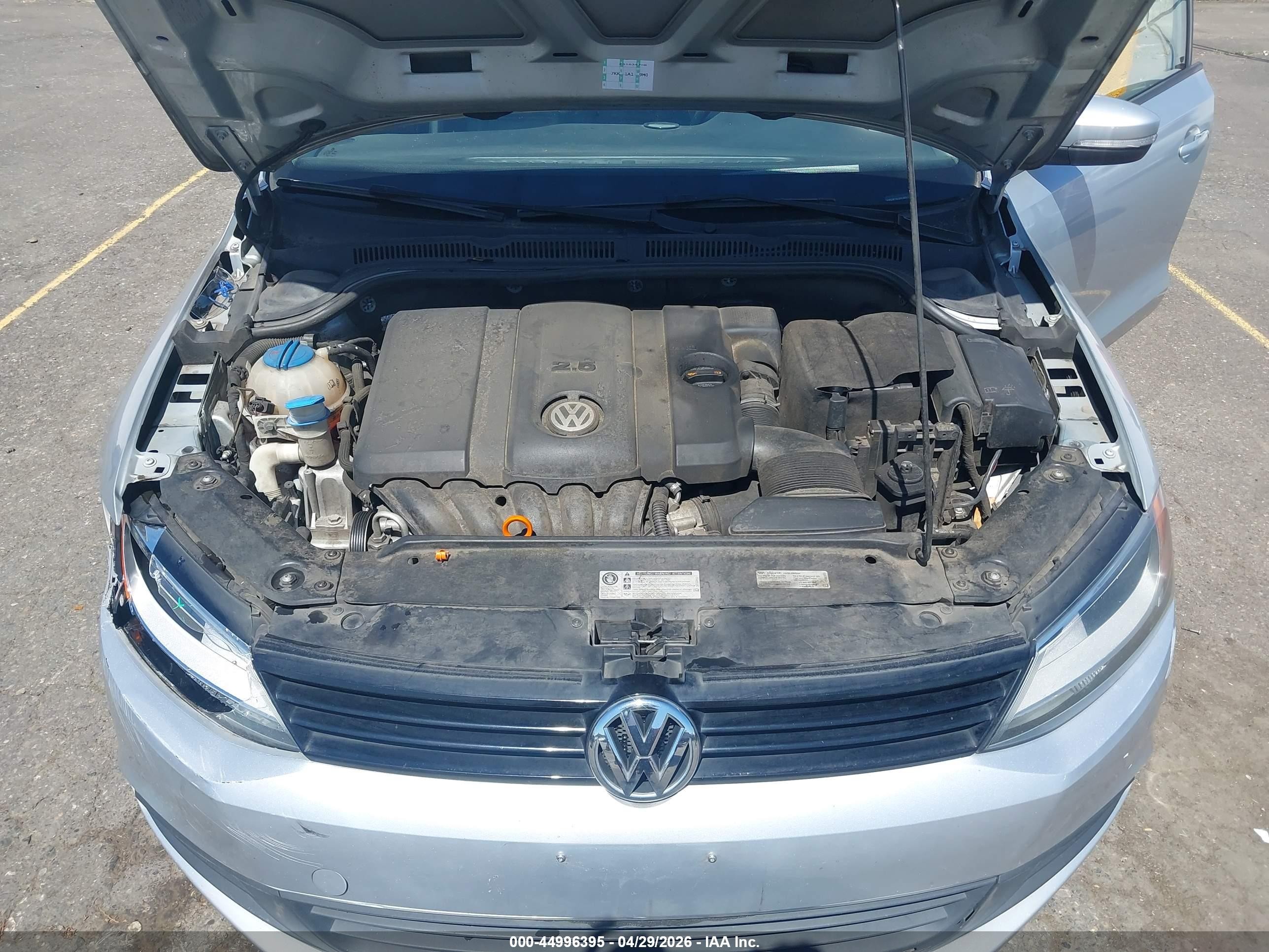 2012 Volkswagen Jetta 2.5l Se Silver vin: 3VWDX7AJ3CM417186