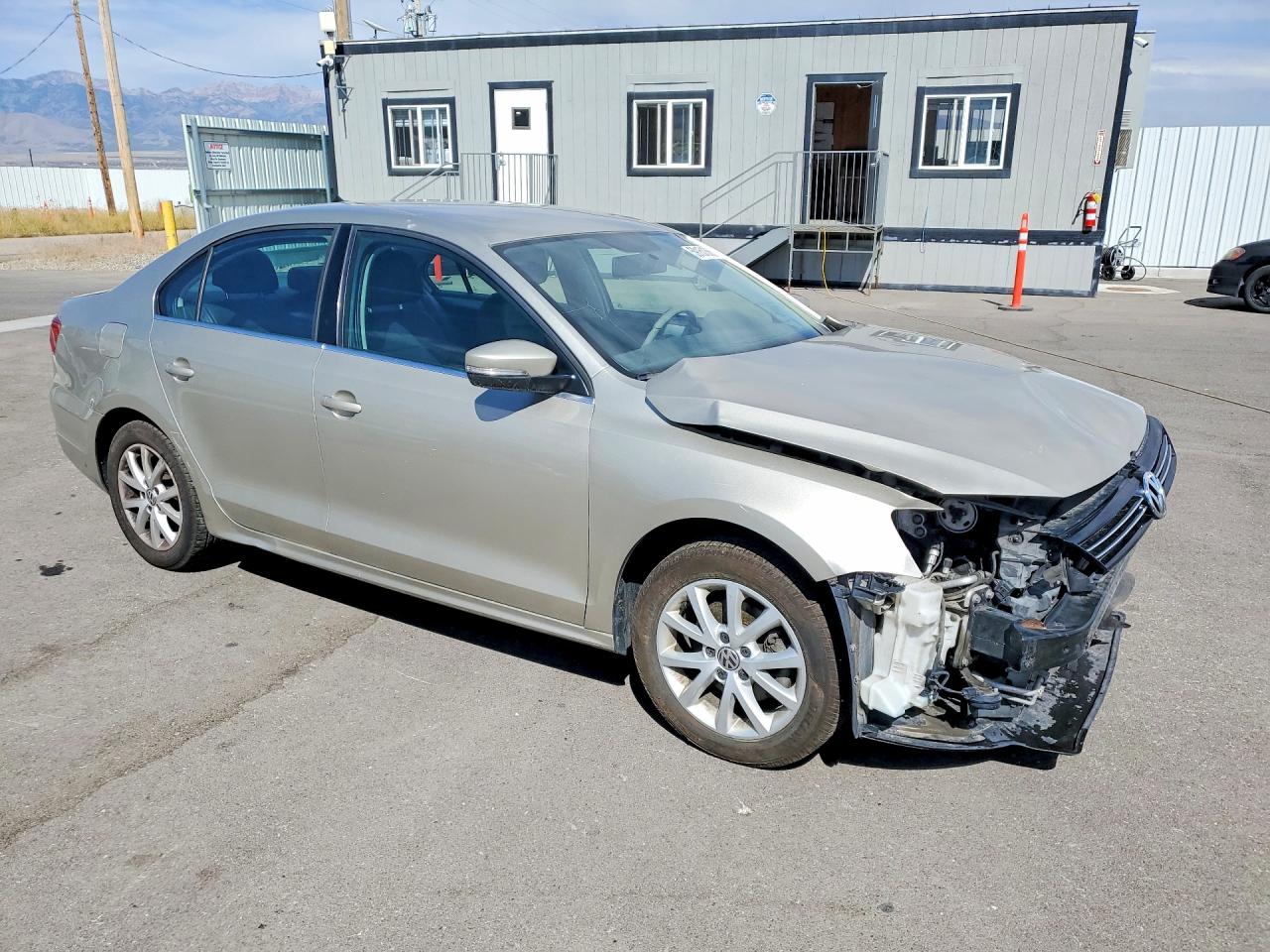 2013 Volkswagen Jetta Se Gold vin: 3VWDX7AJ3DM243010