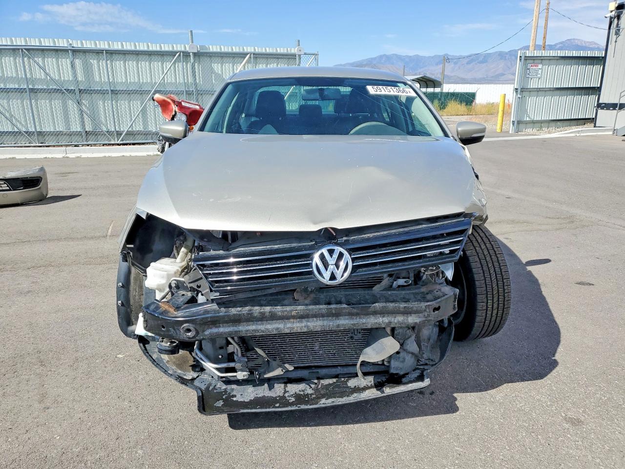2013 Volkswagen Jetta Se Gold vin: 3VWDX7AJ3DM243010