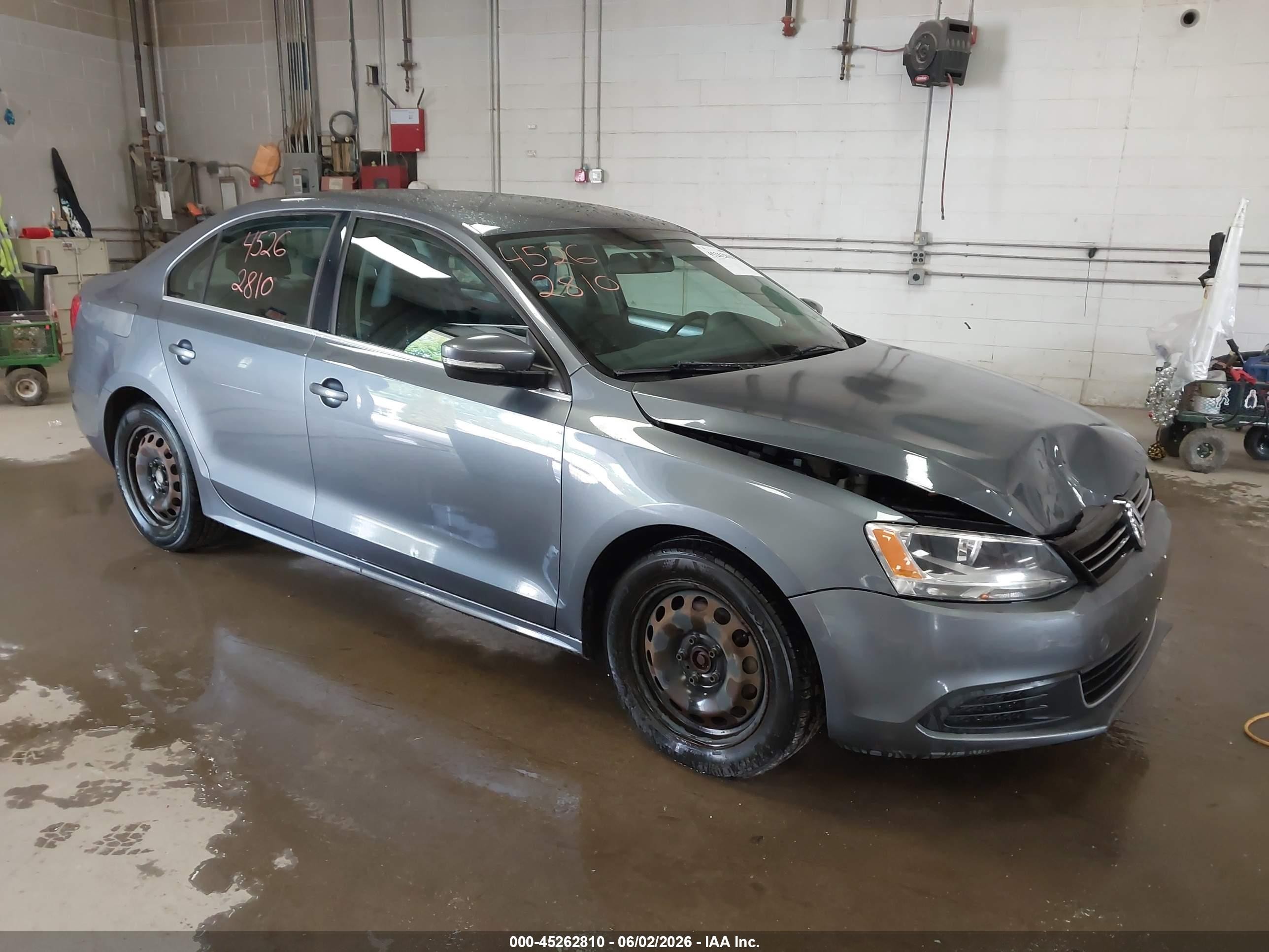 2013 Volkswagen Jetta 2.5l Se Gray vin: 3VWDX7AJ3DM256159