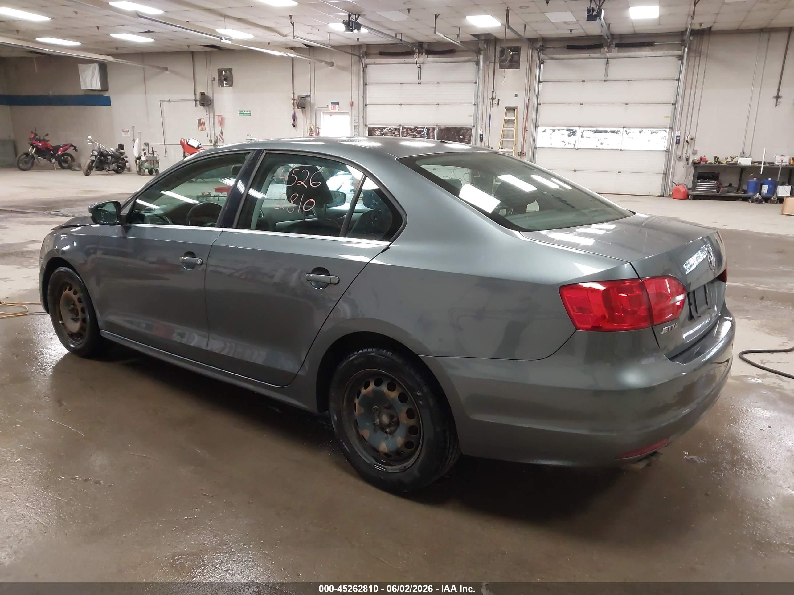 2013 Volkswagen Jetta 2.5l Se Gray vin: 3VWDX7AJ3DM256159