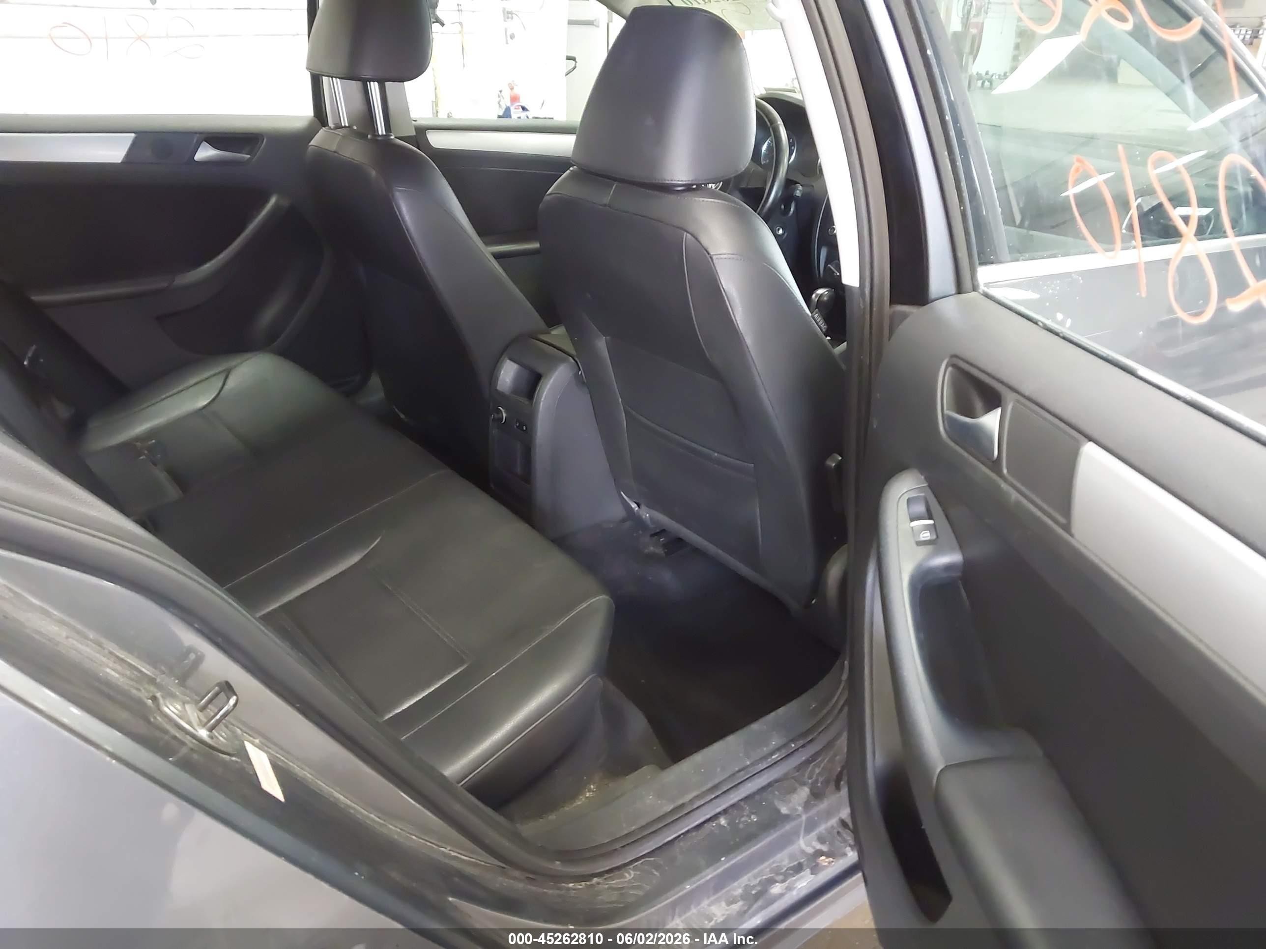 2013 Volkswagen Jetta 2.5l Se Gray vin: 3VWDX7AJ3DM256159