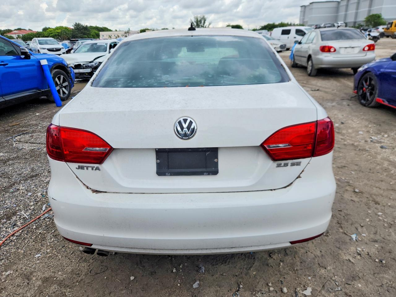 2013 Volkswagen Jetta Se White vin: 3VWDX7AJ3DM396115