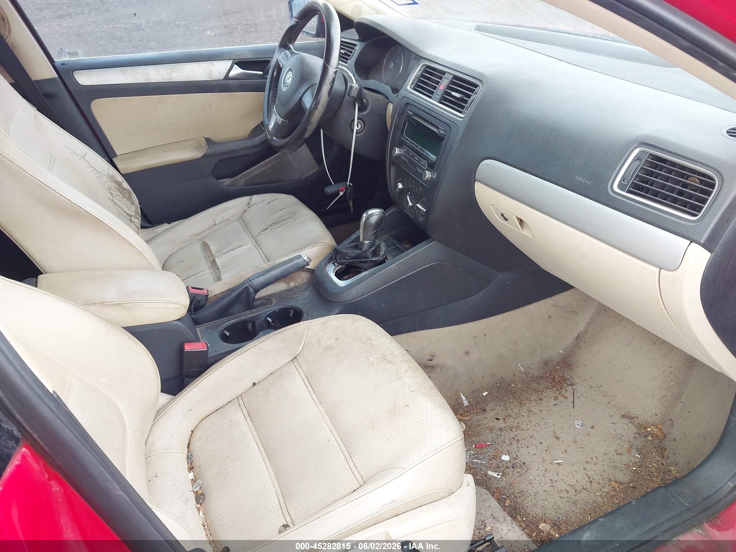 2013 Volkswagen Jetta 2.5l Se Red vin: 3VWDX7AJ3DM401474