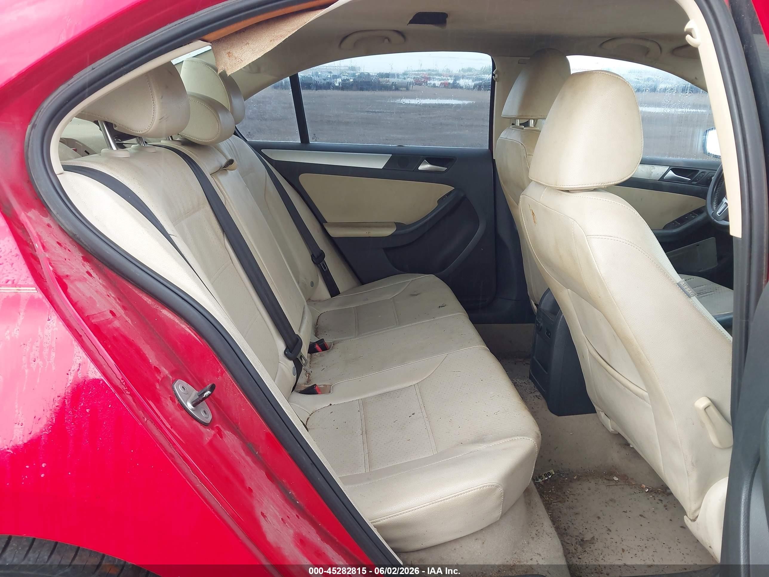 2013 Volkswagen Jetta 2.5l Se Red vin: 3VWDX7AJ3DM401474