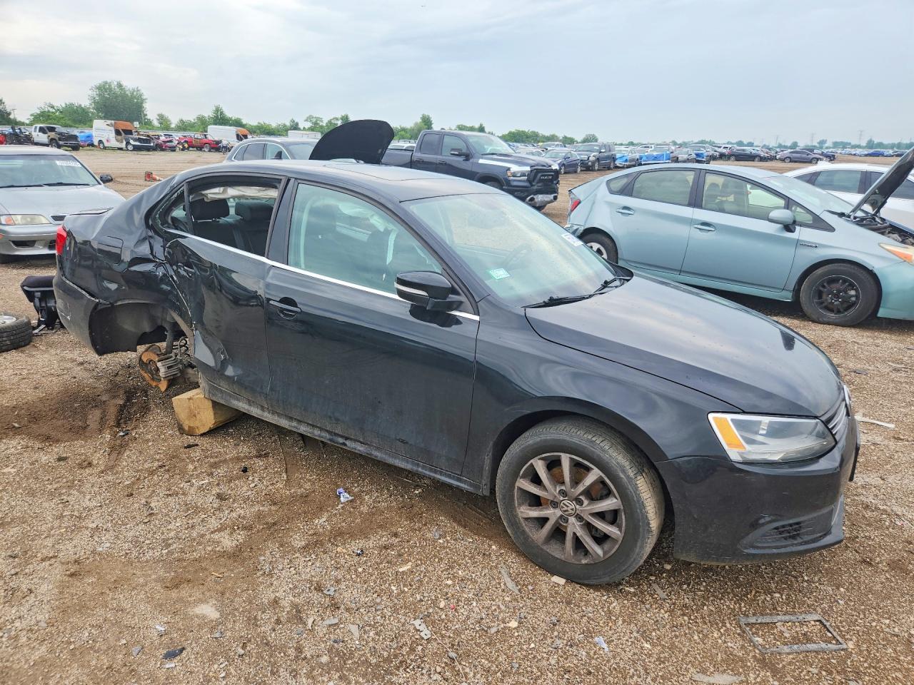 2013 Volkswagen Jetta Se Black vin: 3VWDX7AJ3DM428450