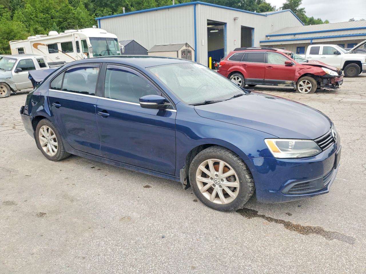 2013 Volkswagen Jetta Se Blue vin: 3VWDX7AJ3DM451369