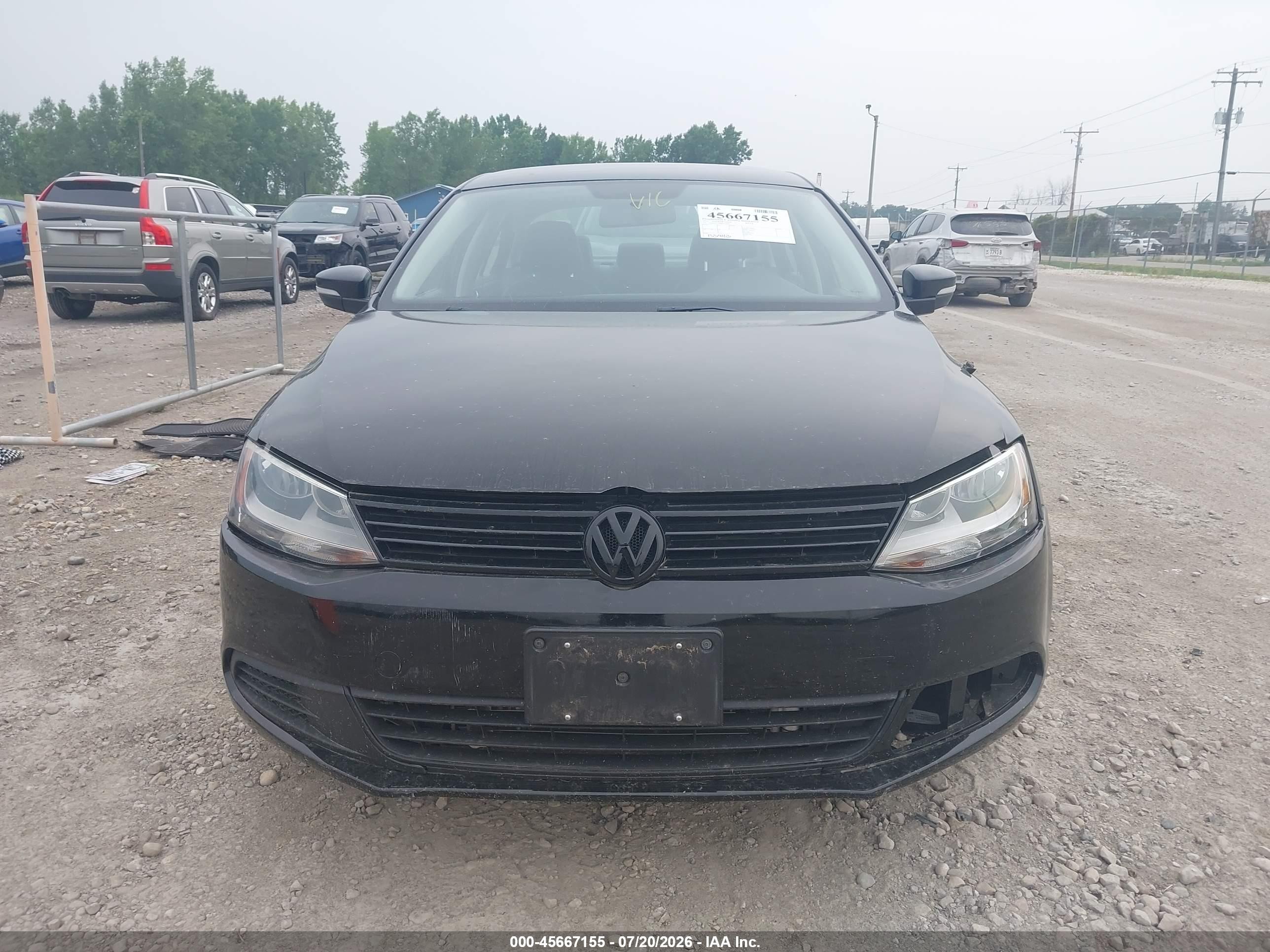 2011 Volkswagen Jetta 2.5l Se Черный vin: 3VWDX7AJ4BM330444