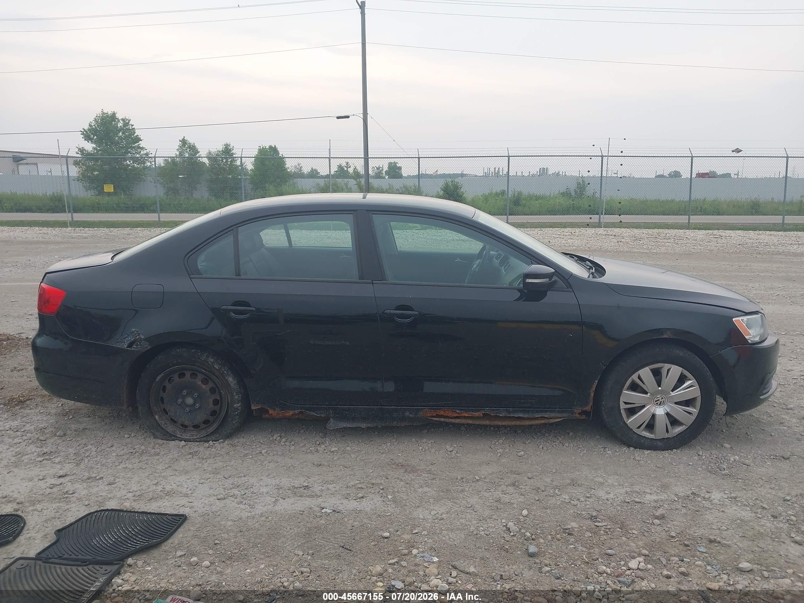 2011 Volkswagen Jetta 2.5l Se Черный vin: 3VWDX7AJ4BM330444