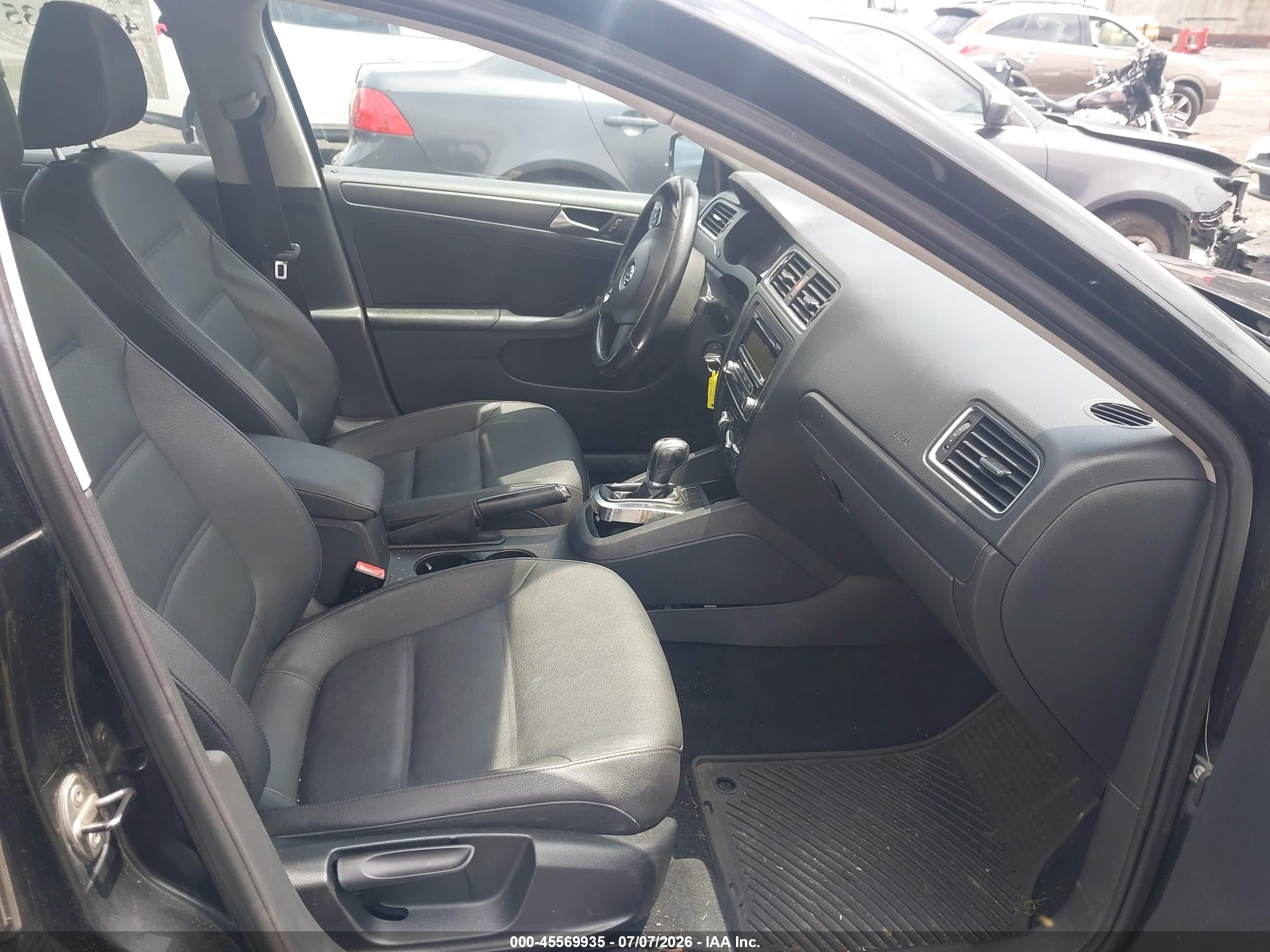 2011 Volkswagen Jetta 2.5l Se Black vin: 3VWDX7AJ4BM365159