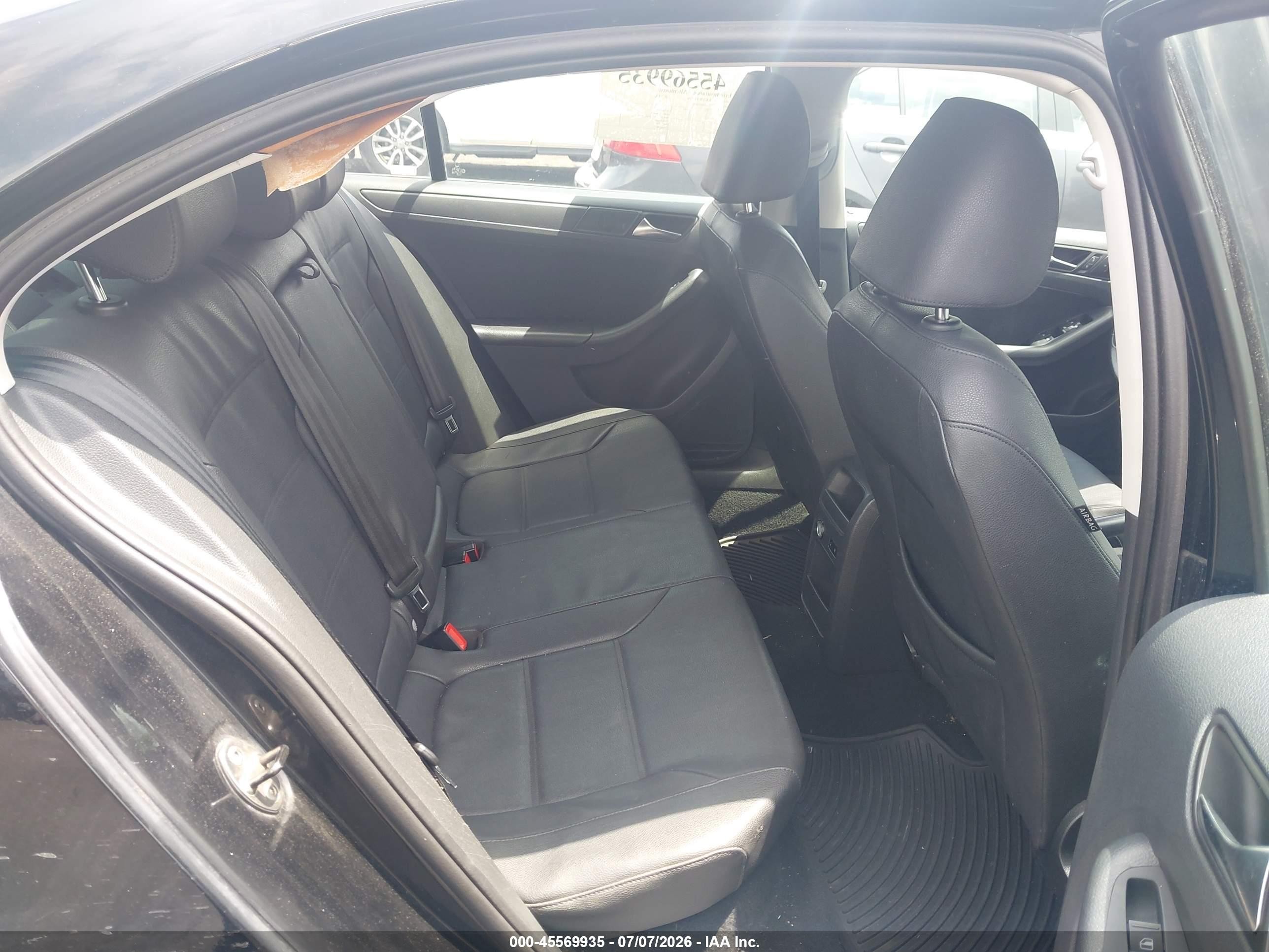 2011 Volkswagen Jetta 2.5l Se Black vin: 3VWDX7AJ4BM365159