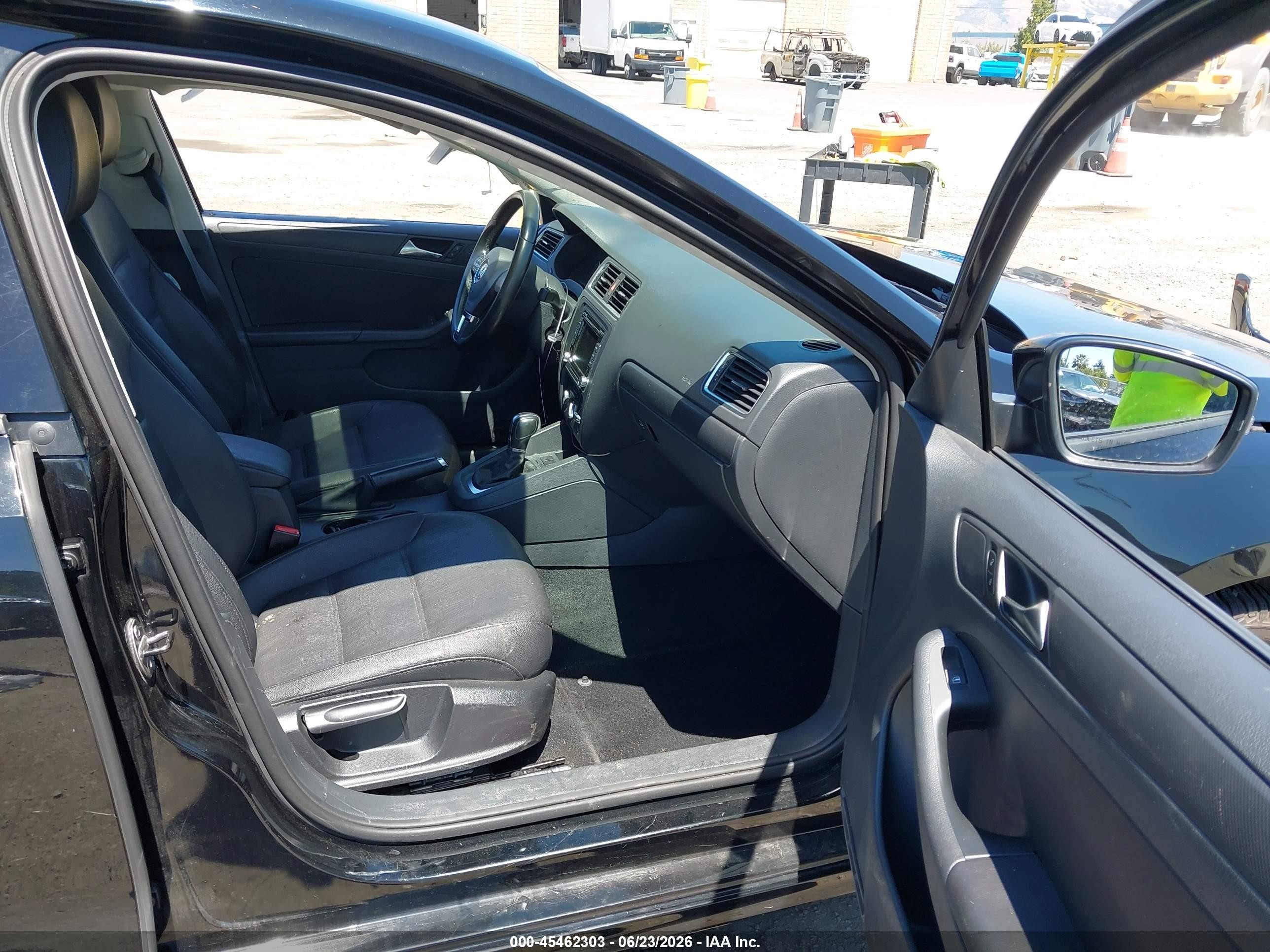 2011 Volkswagen Jetta 2.5l Se Black vin: 3VWDX7AJ4BM368143