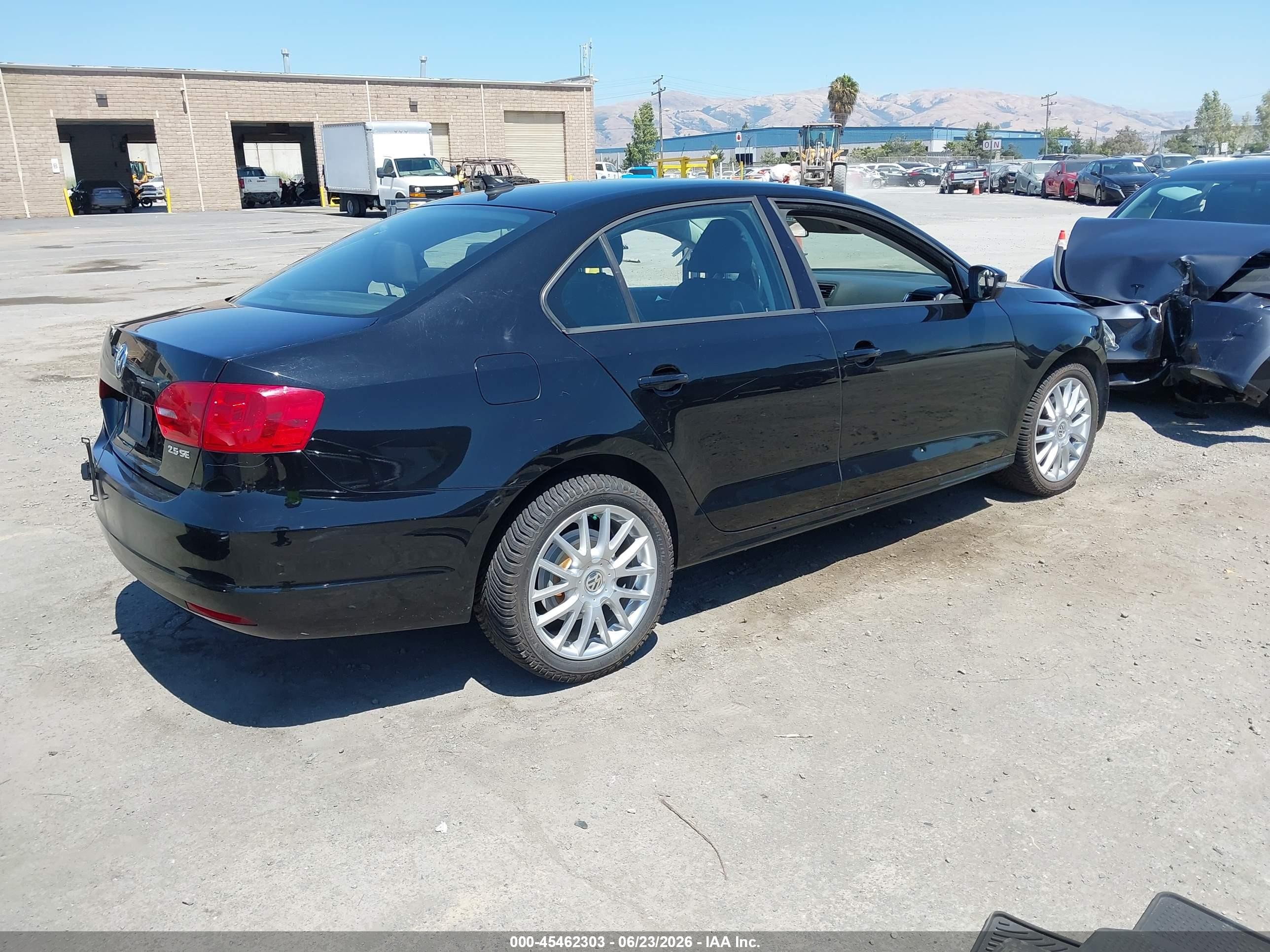 2011 Volkswagen Jetta 2.5l Se Black vin: 3VWDX7AJ4BM368143