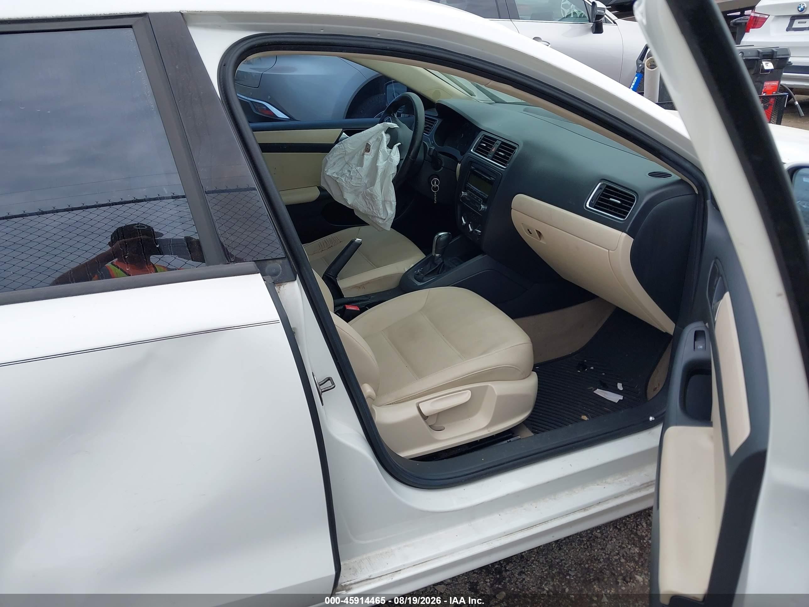 2011 Volkswagen Jetta 2.5l Se White vin: 3VWDX7AJ4BM386593