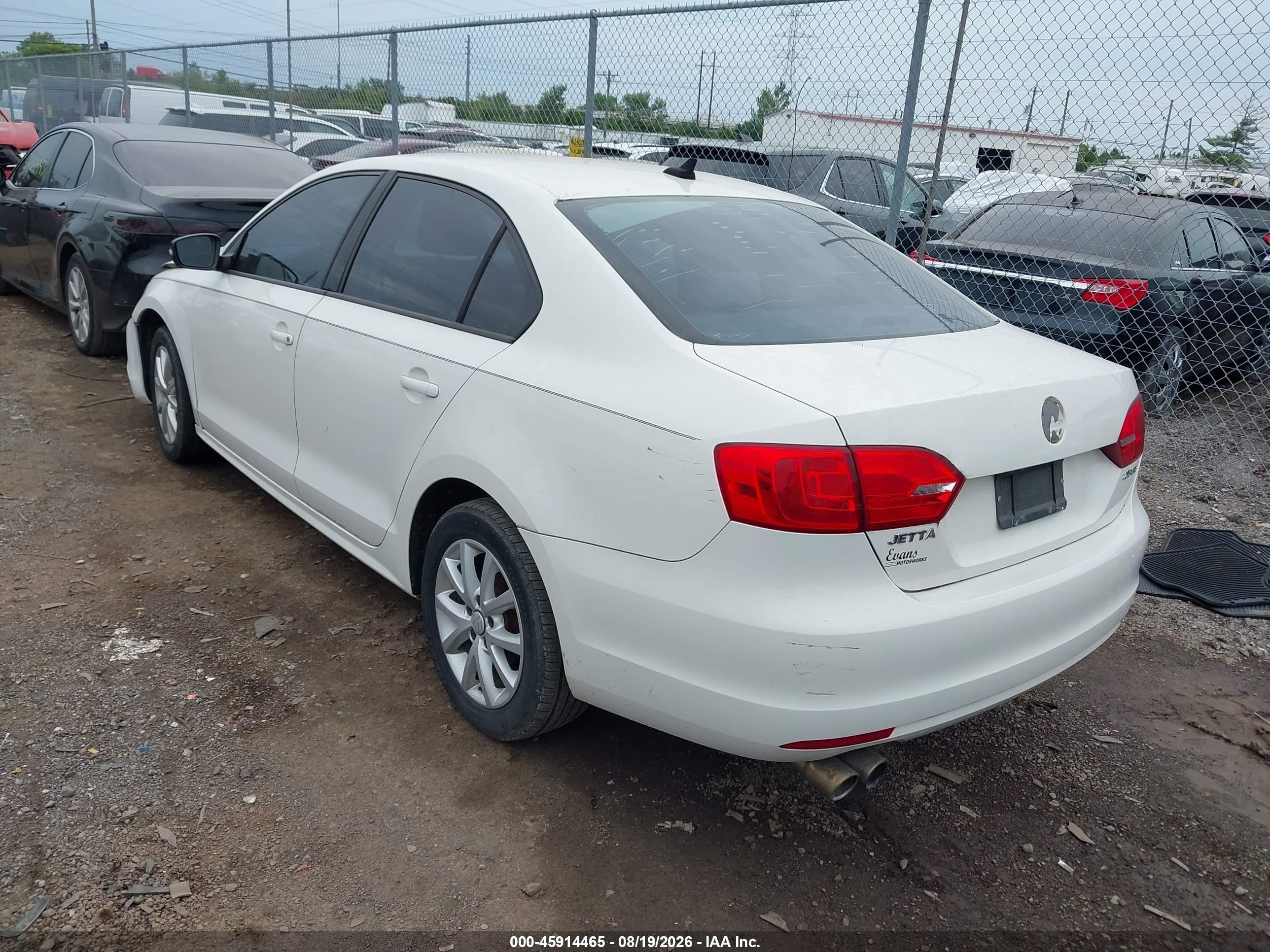 2011 Volkswagen Jetta 2.5l Se White vin: 3VWDX7AJ4BM386593
