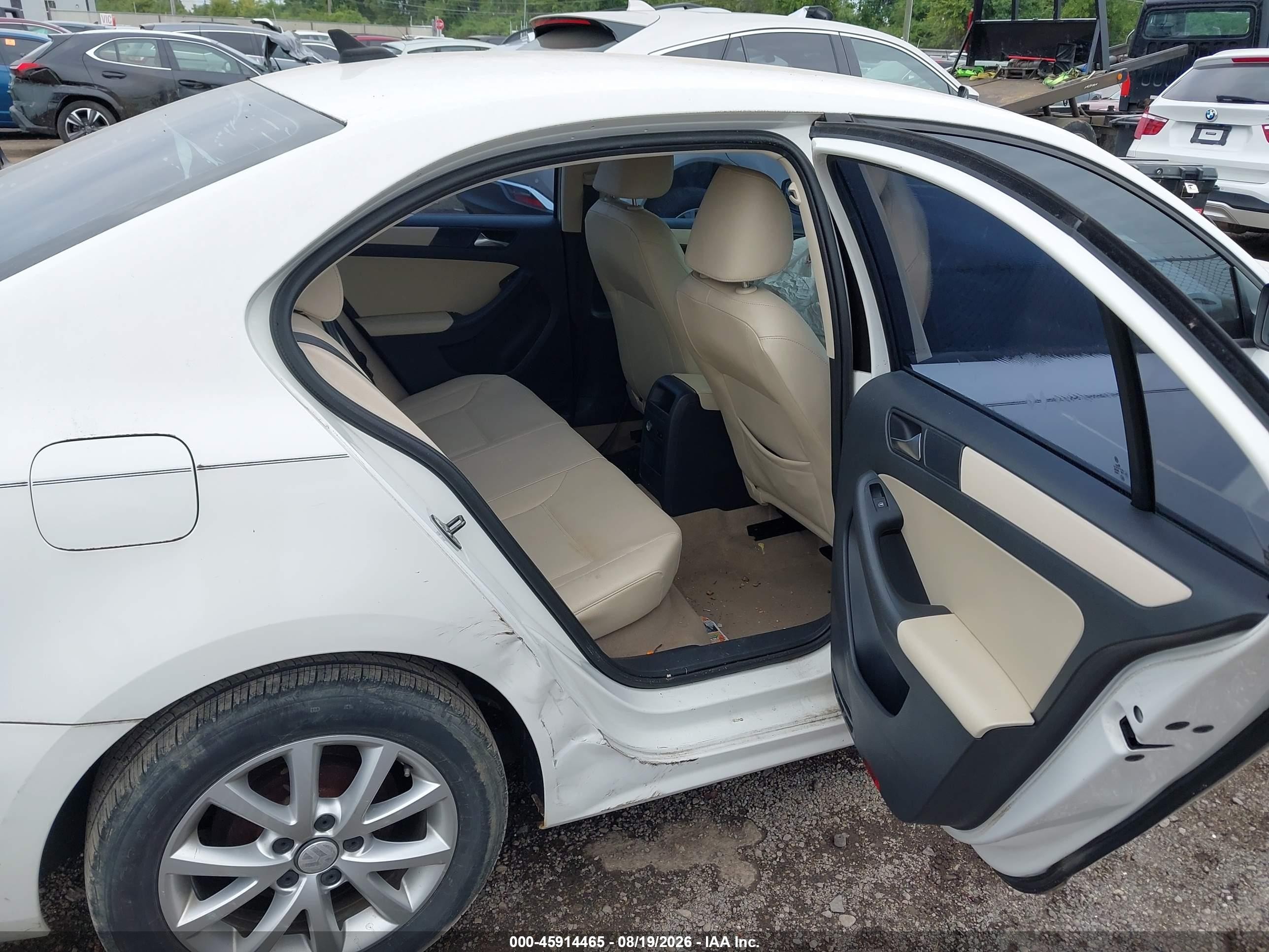 2011 Volkswagen Jetta 2.5l Se White vin: 3VWDX7AJ4BM386593