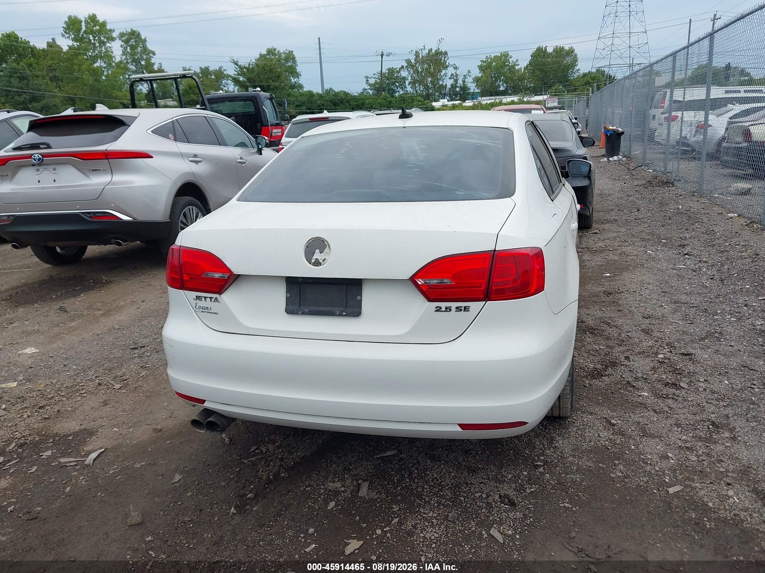 2011 Volkswagen Jetta 2.5l Se White vin: 3VWDX7AJ4BM386593