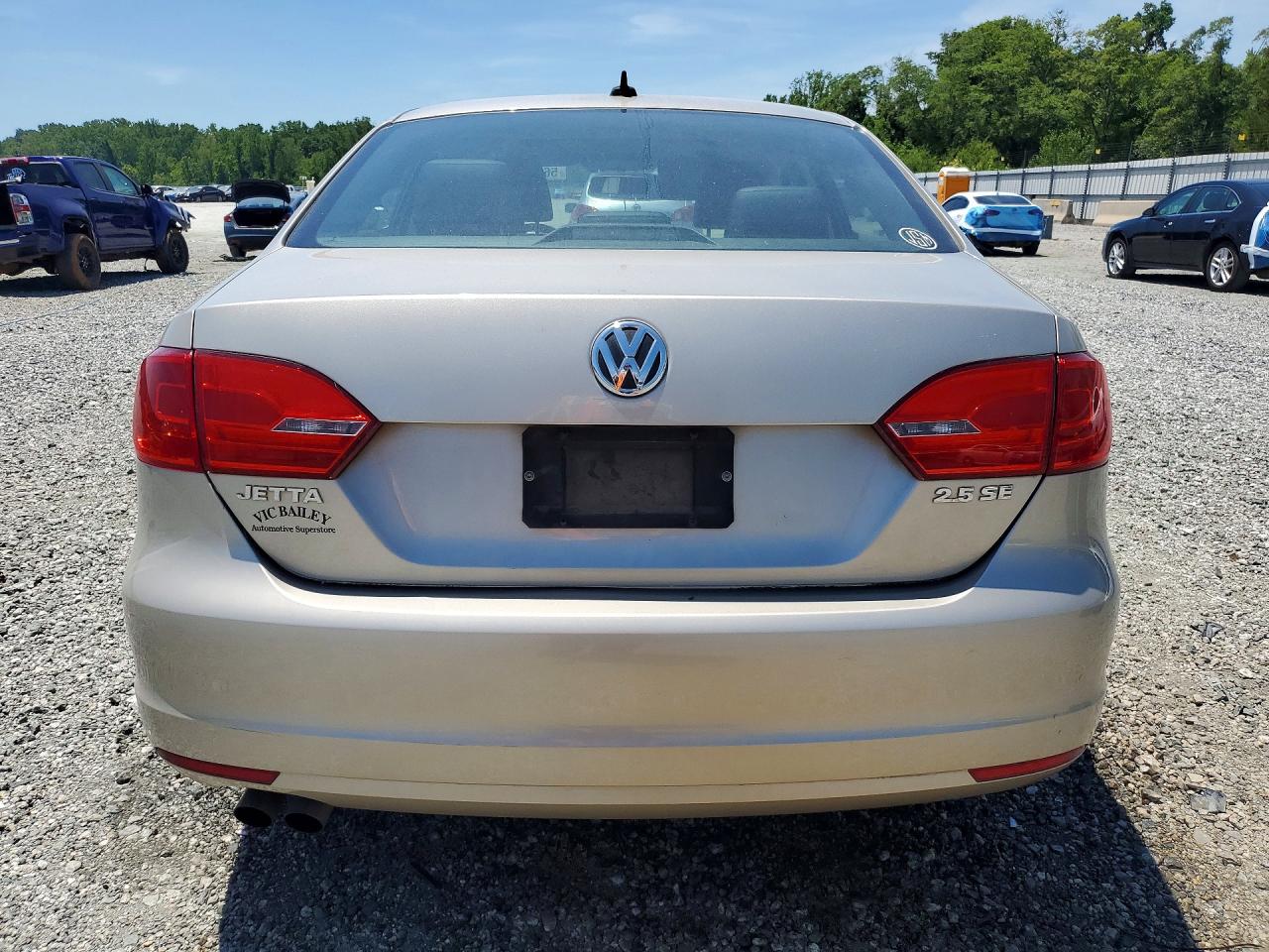 2013 Volkswagen Jetta Se Beige vin: 3VWDX7AJ4DM234672