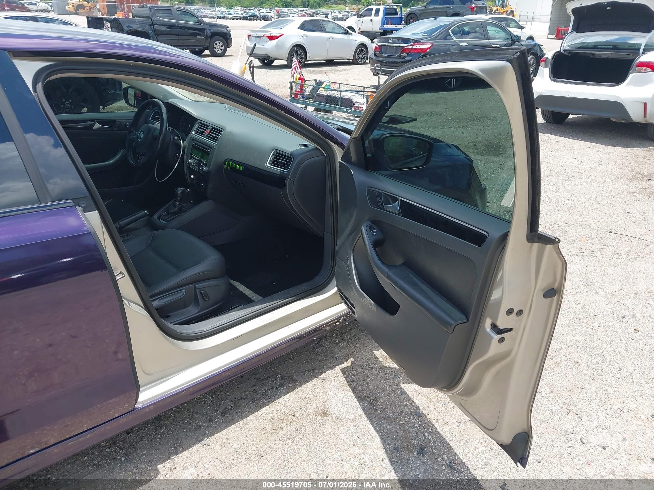 2013 Volkswagen Jetta 2.5l Se Purple vin: 3VWDX7AJ4DM295861