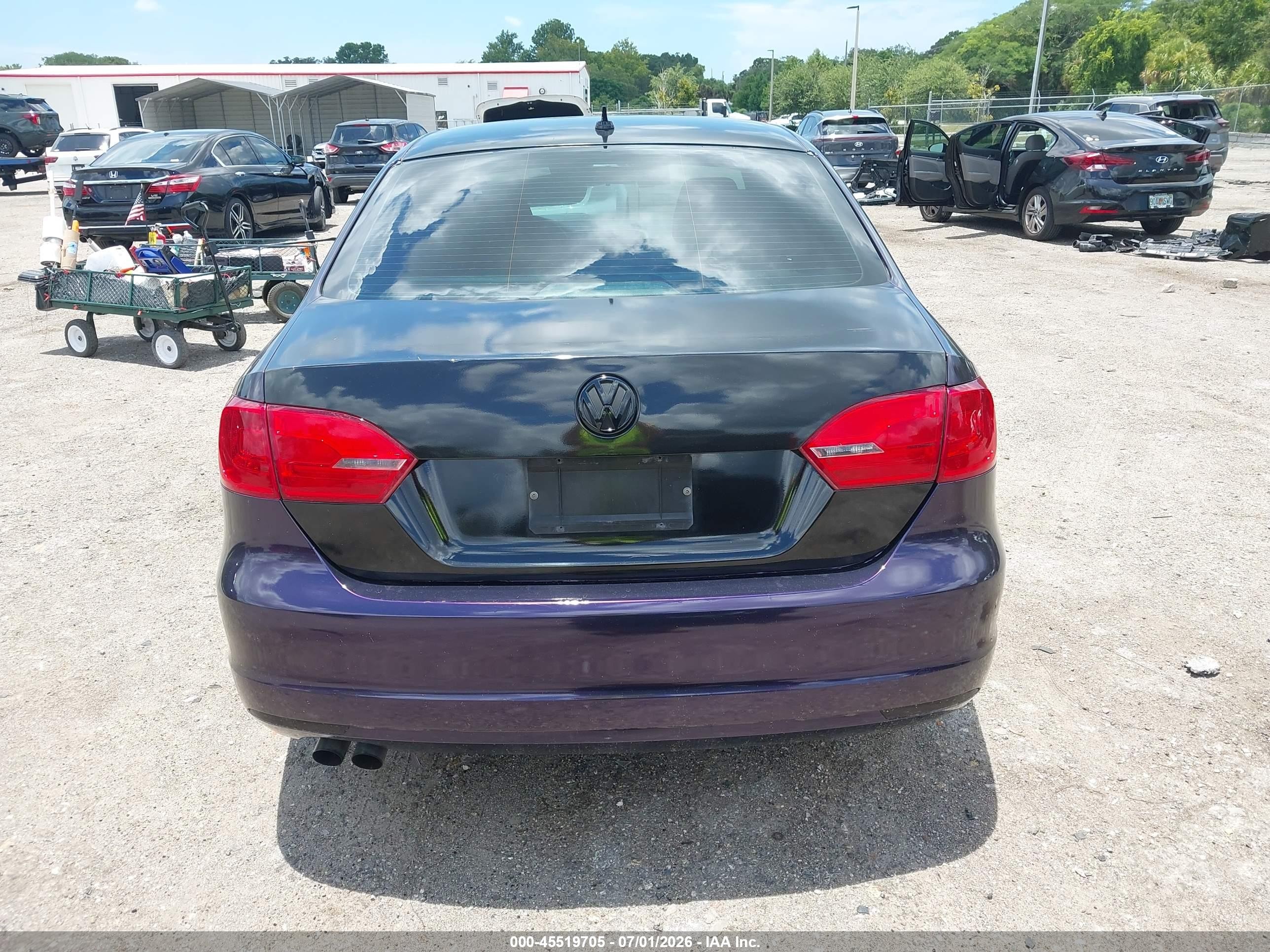 2013 Volkswagen Jetta 2.5l Se Purple vin: 3VWDX7AJ4DM295861