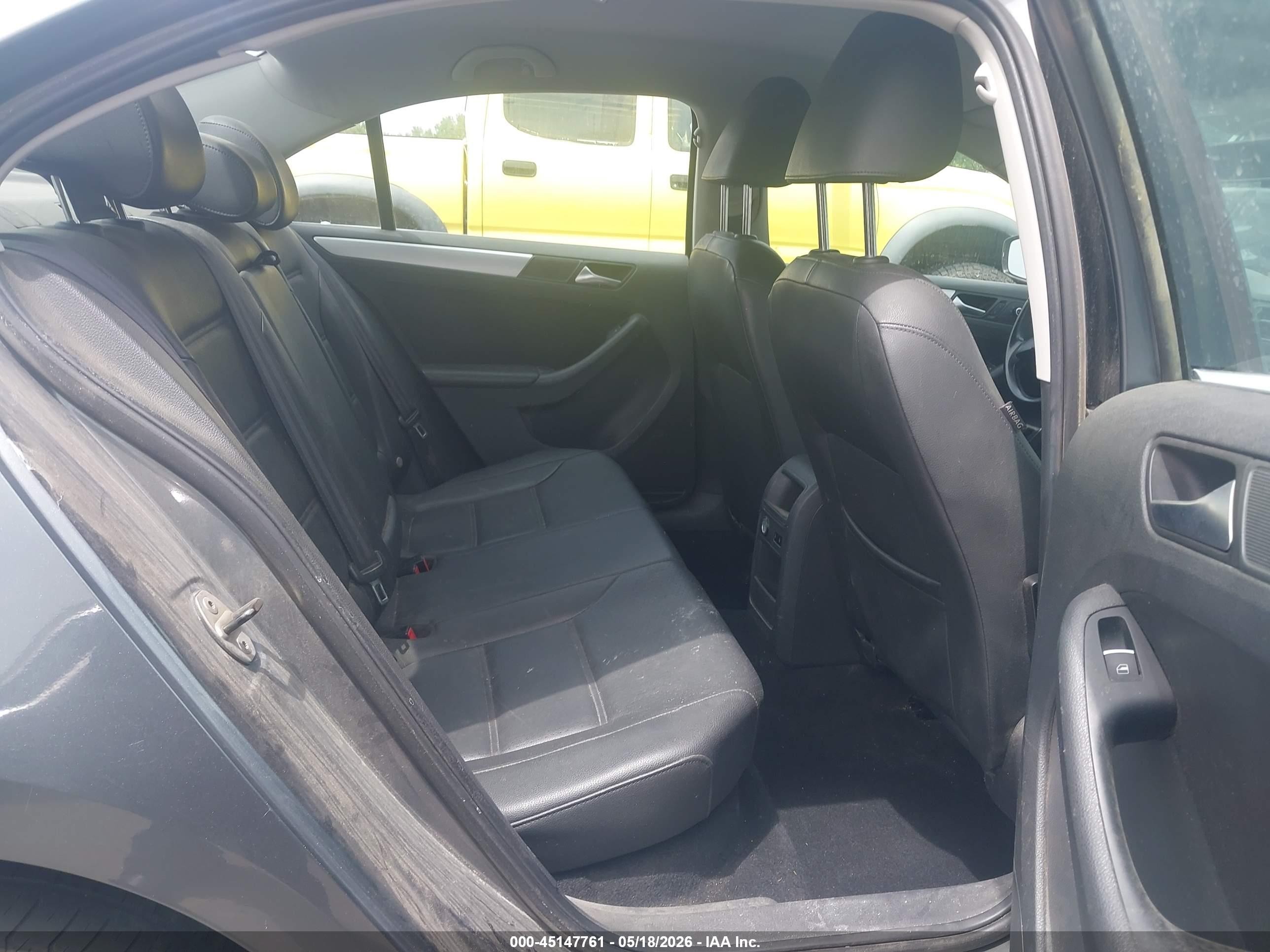 2013 Volkswagen Jetta 2.5l Se Gray vin: 3VWDX7AJ4DM305675