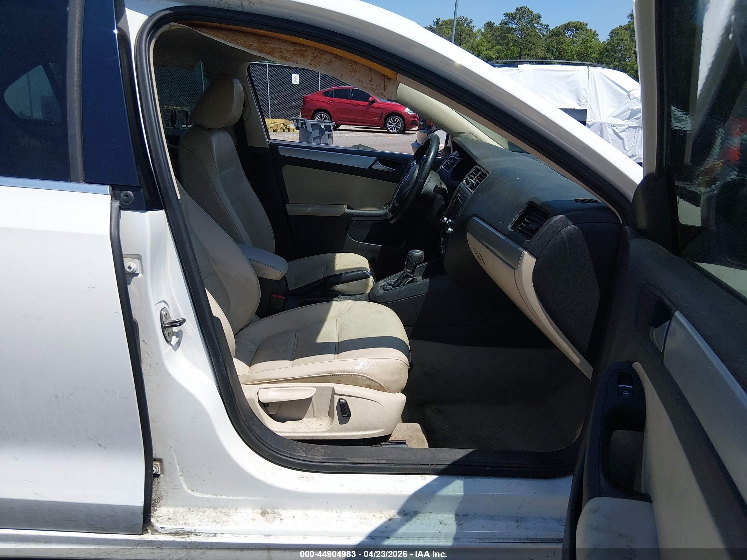 2013 Volkswagen Jetta Se Белый vin: 3VWDX7AJ4DM365102