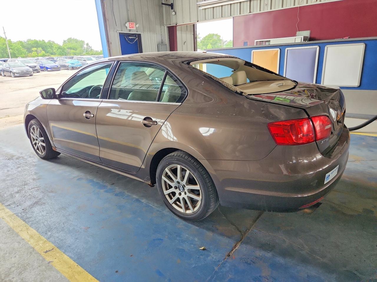 2013 Volkswagen Jetta Se Brown vin: 3VWDX7AJ4DM387231