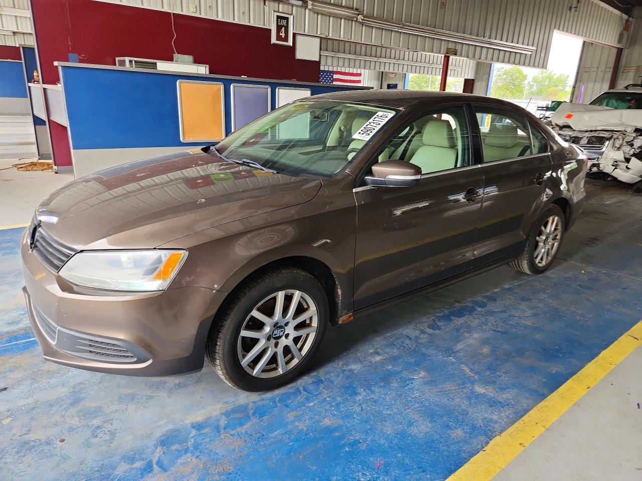 3VWDX7AJ4DM387231