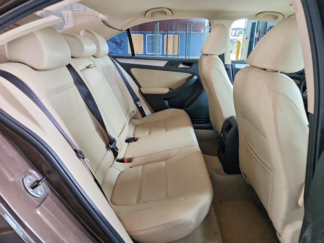 2013 Volkswagen Jetta Se Brown vin: 3VWDX7AJ4DM387231