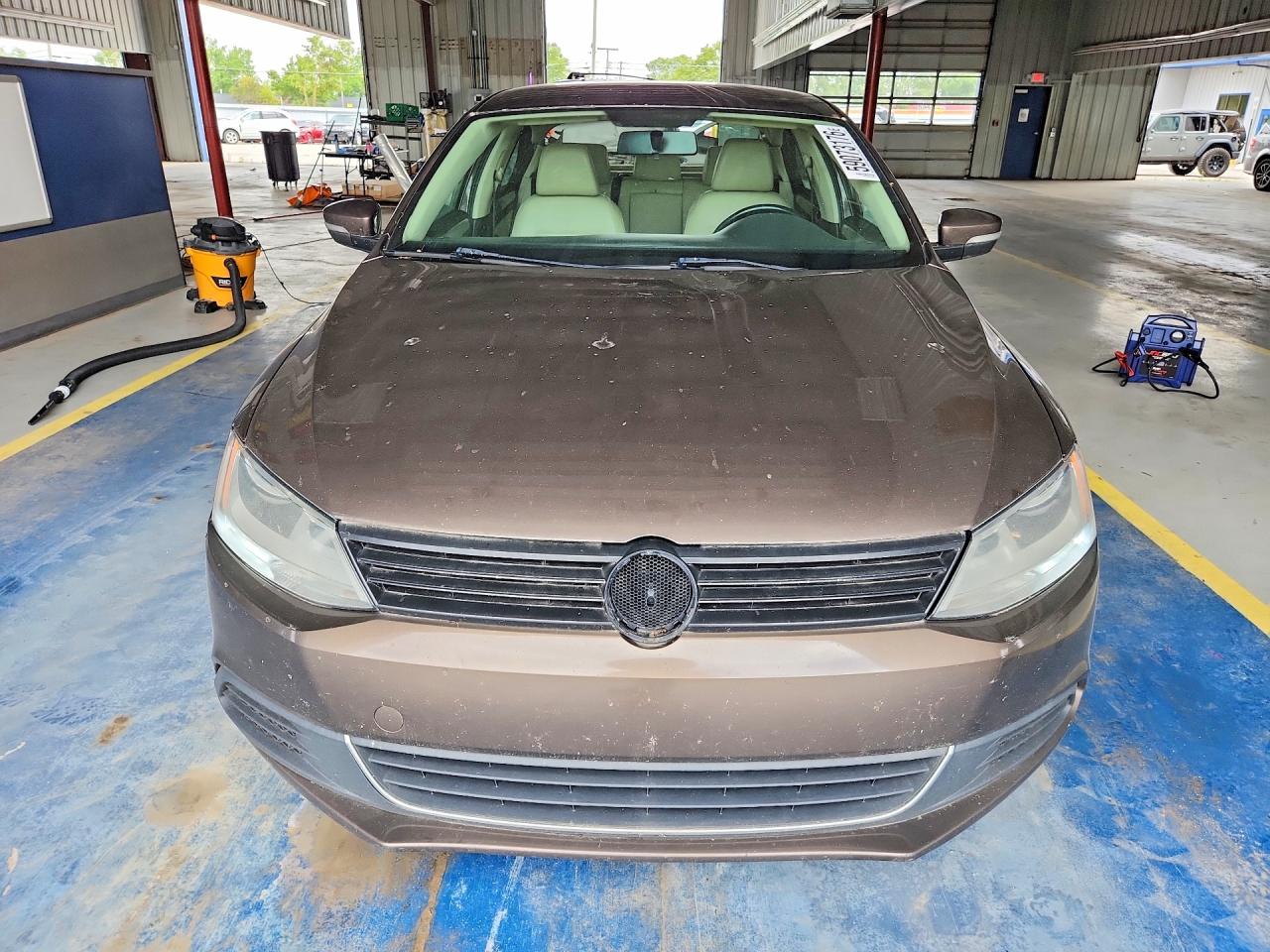 2013 Volkswagen Jetta Se Brown vin: 3VWDX7AJ4DM387231