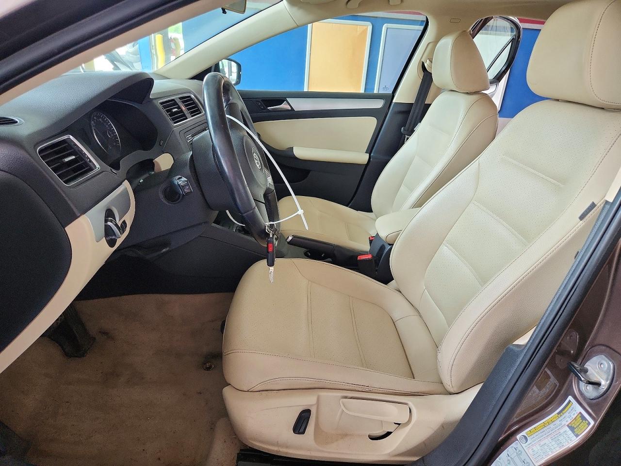 2013 Volkswagen Jetta Se Brown vin: 3VWDX7AJ4DM387231