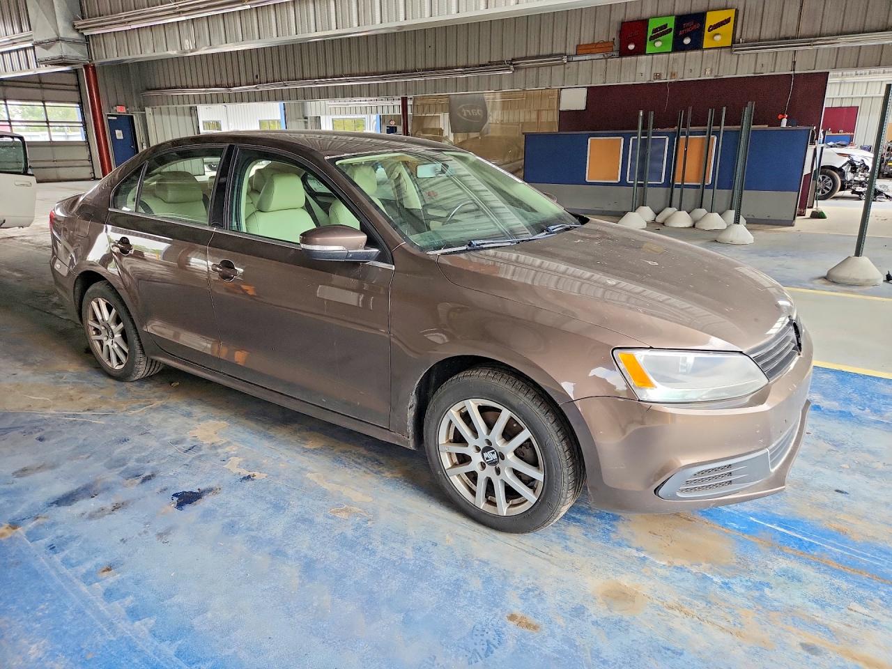 2013 Volkswagen Jetta Se Brown vin: 3VWDX7AJ4DM387231