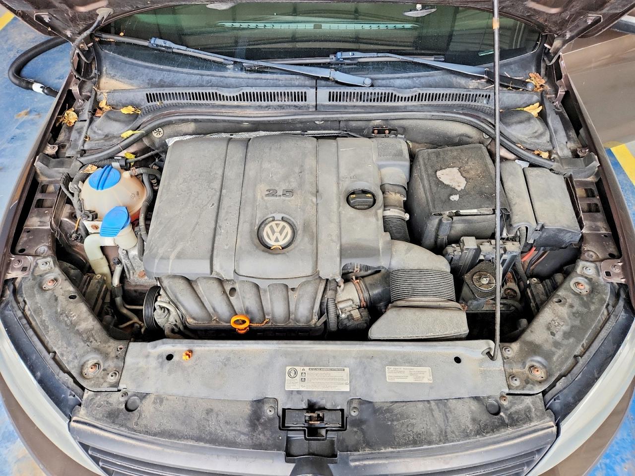 2013 Volkswagen Jetta Se Brown vin: 3VWDX7AJ4DM387231