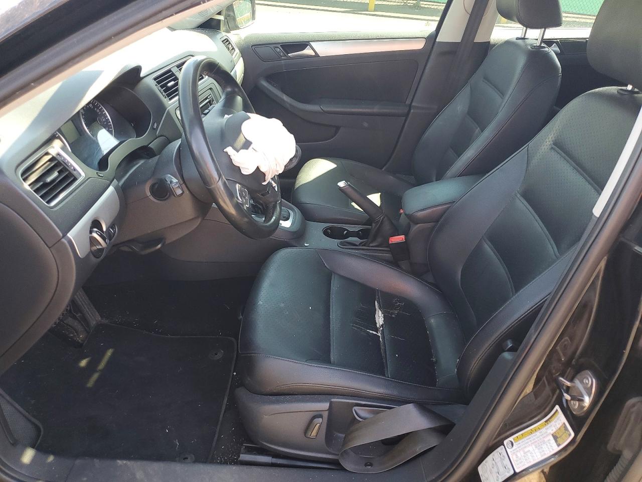 2013 Volkswagen Jetta Se Black vin: 3VWDX7AJ4DM410717