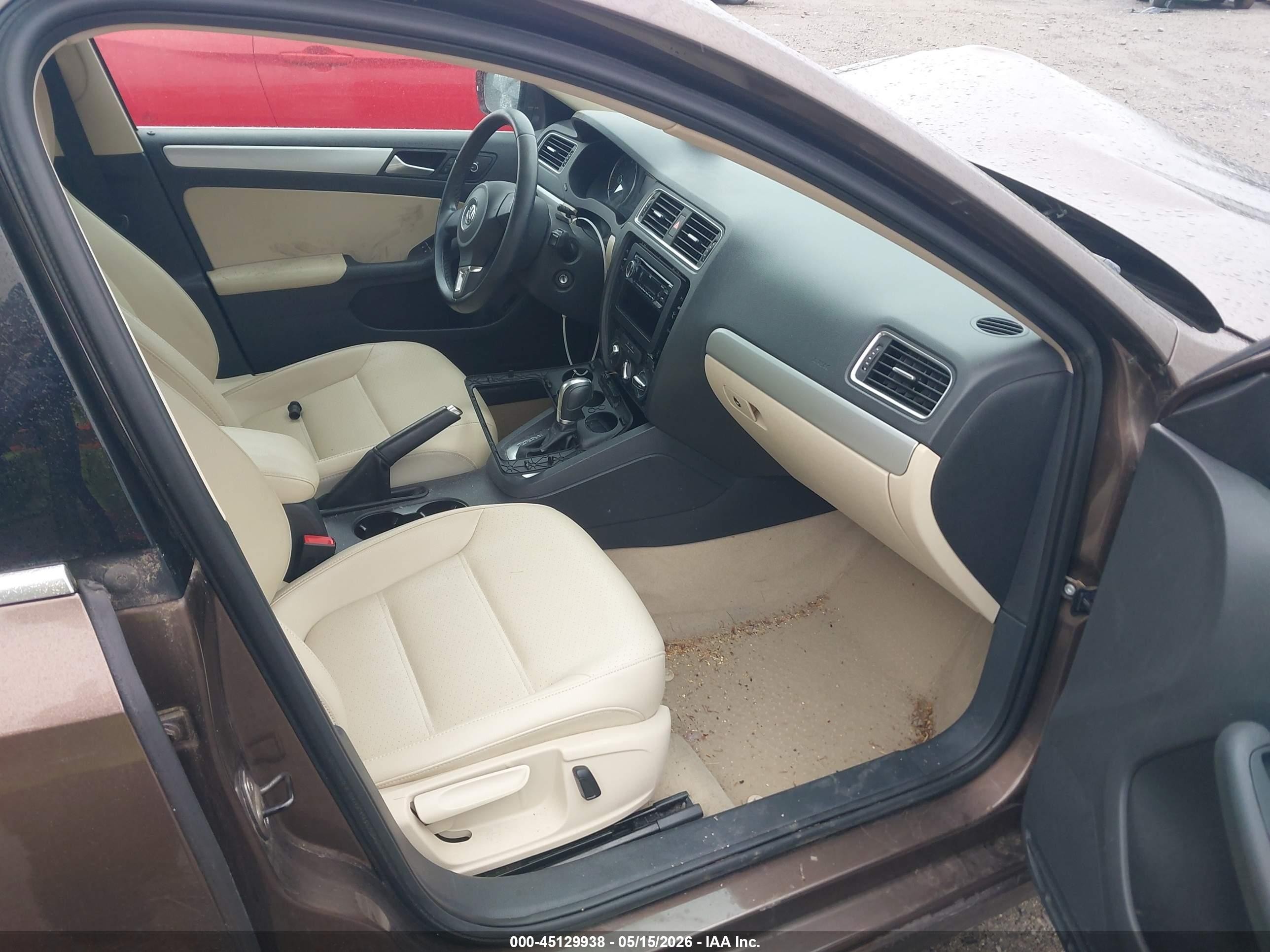2013 Volkswagen Jetta 2.5l Se Brown vin: 3VWDX7AJ4DM427761