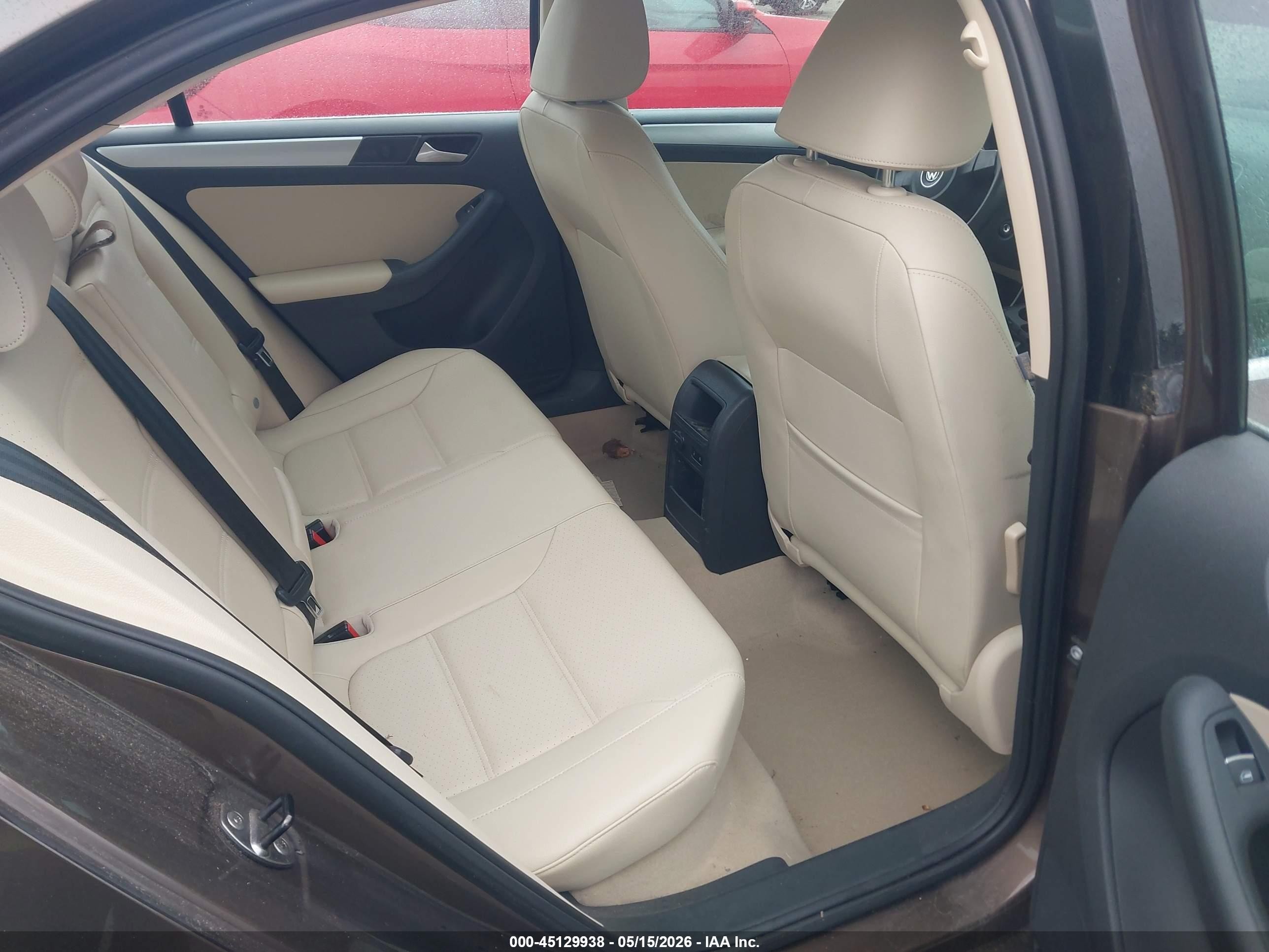 2013 Volkswagen Jetta 2.5l Se Brown vin: 3VWDX7AJ4DM427761