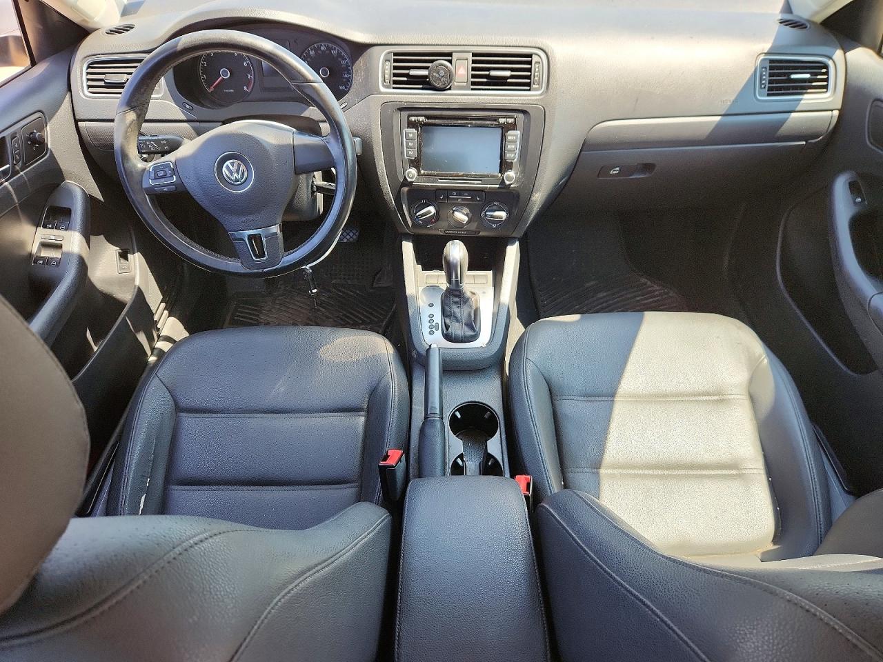 2011 Volkswagen Jetta Se Silver vin: 3VWDX7AJ5BM312390
