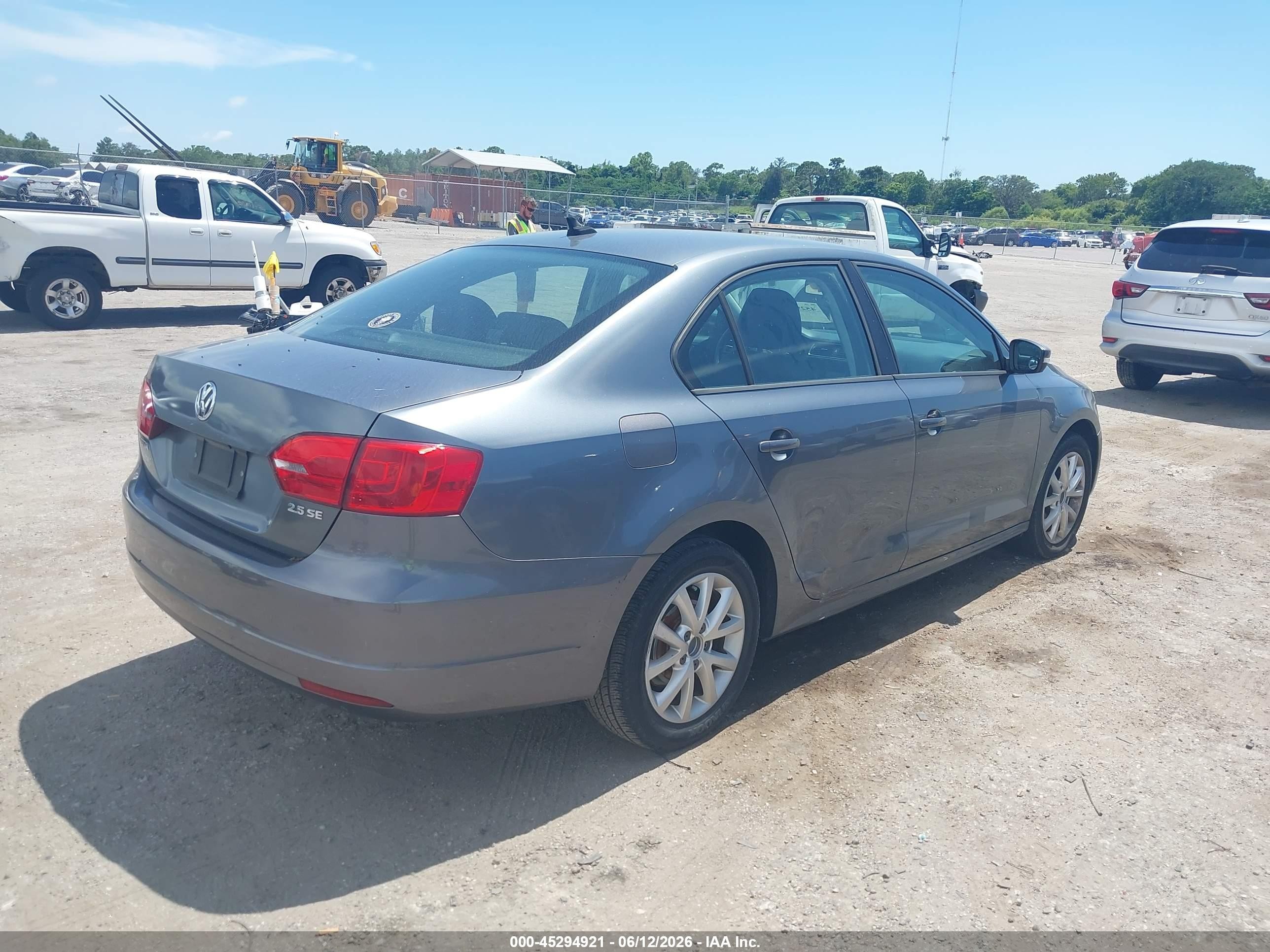 2011 Volkswagen Jetta 2.5l Se Gray vin: 3VWDX7AJ5BM316455