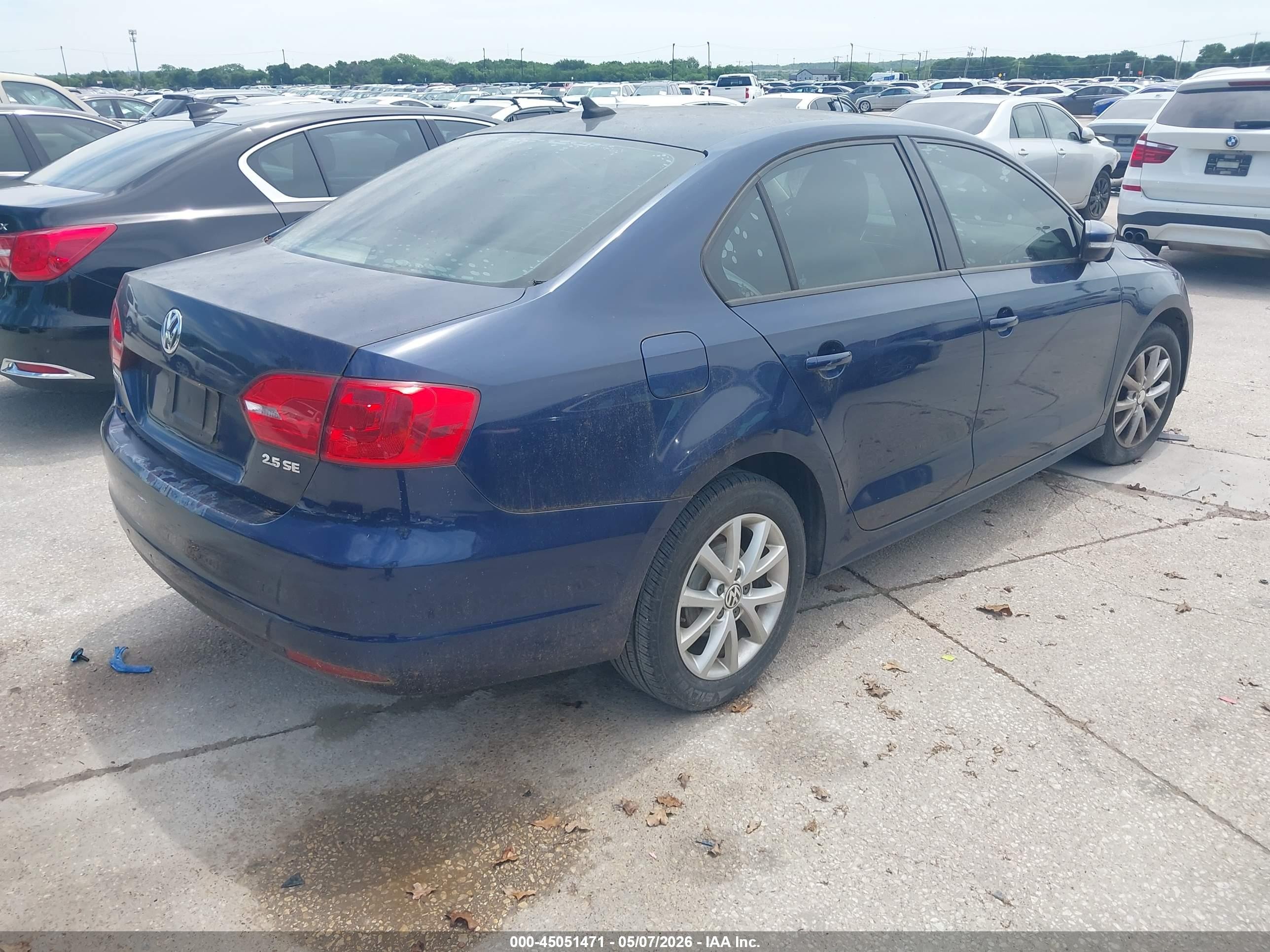 2011 Volkswagen Jetta 2.5l Se Синий vin: 3VWDX7AJ5BM320263