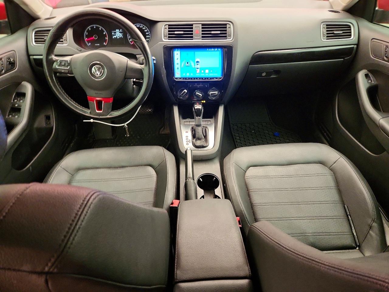 2011 Volkswagen Jetta Se Red vin: 3VWDX7AJ5BM385050