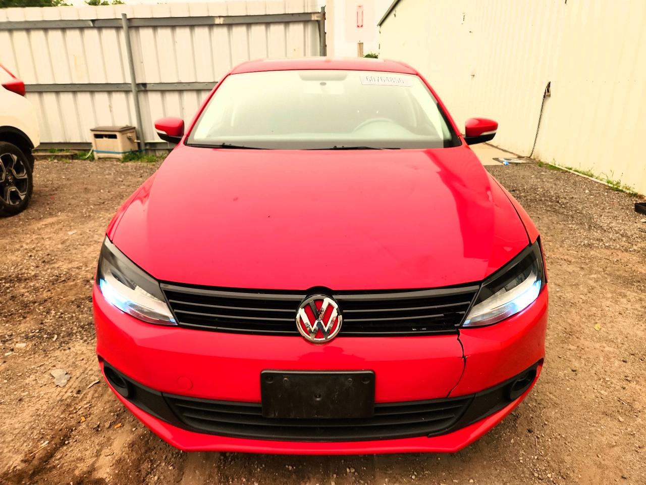 2011 Volkswagen Jetta Se Red vin: 3VWDX7AJ5BM385050