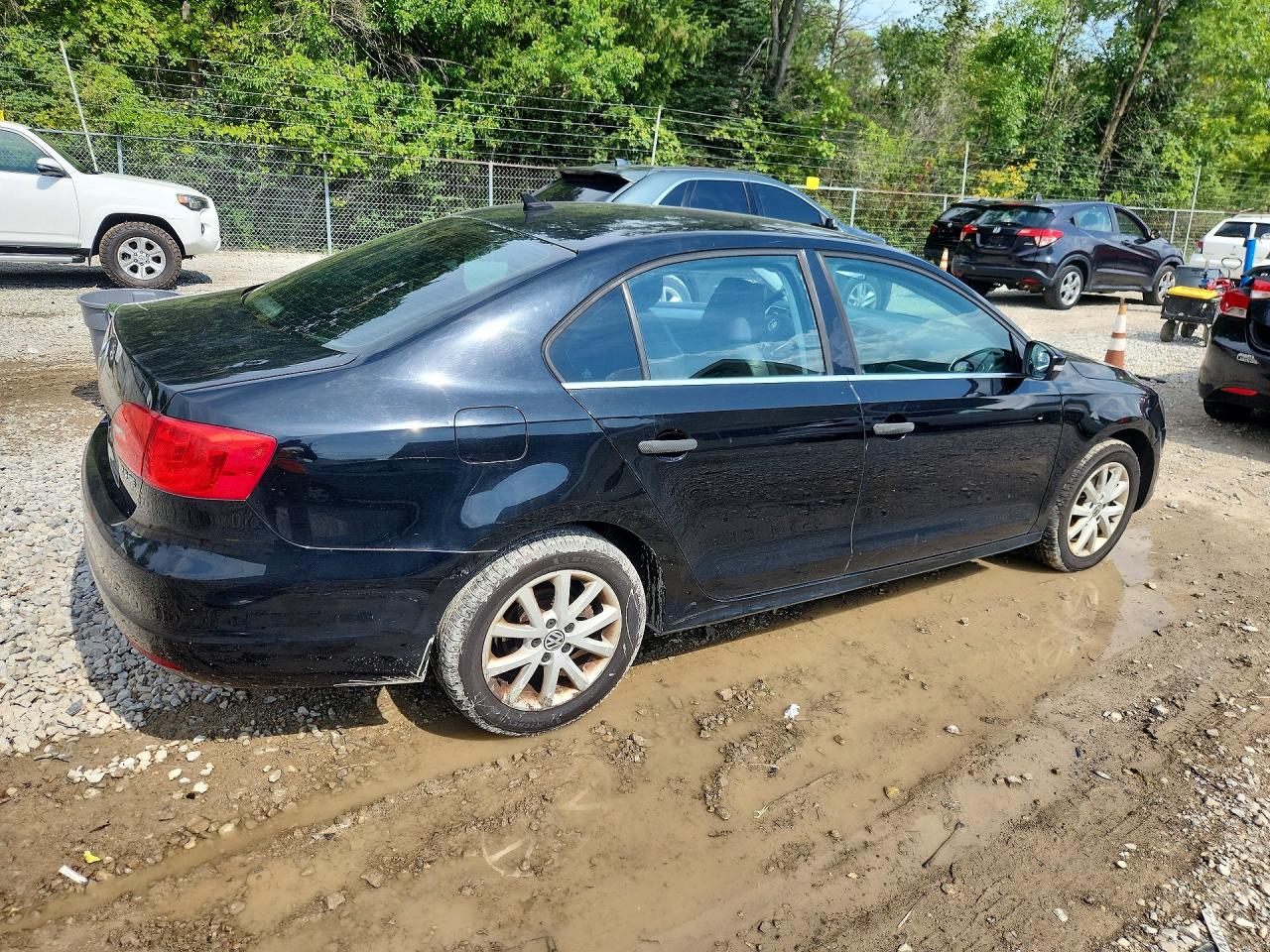 2013 Volkswagen Jetta Se Black vin: 3VWDX7AJ5DM355386