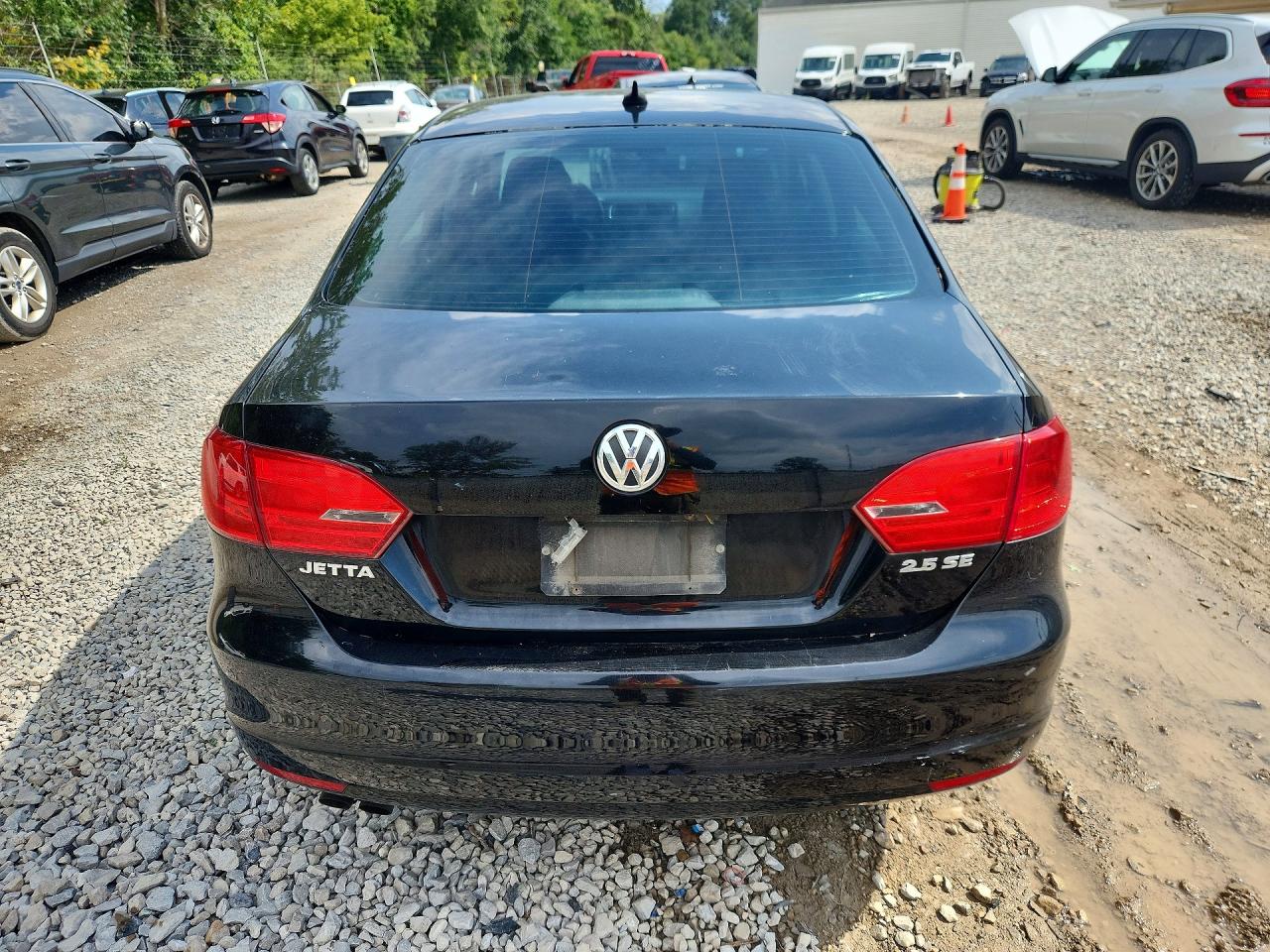 2013 Volkswagen Jetta Se Black vin: 3VWDX7AJ5DM355386