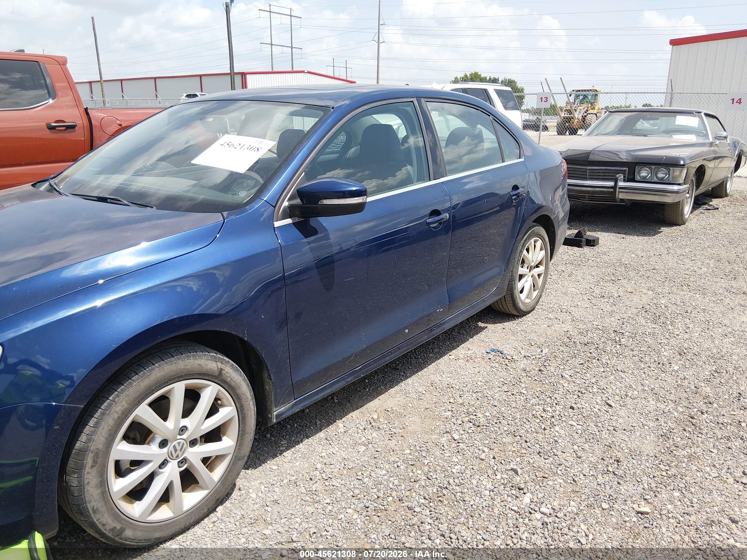 2013 Volkswagen Jetta 2.5l Se Blue vin: 3VWDX7AJ5DM356957