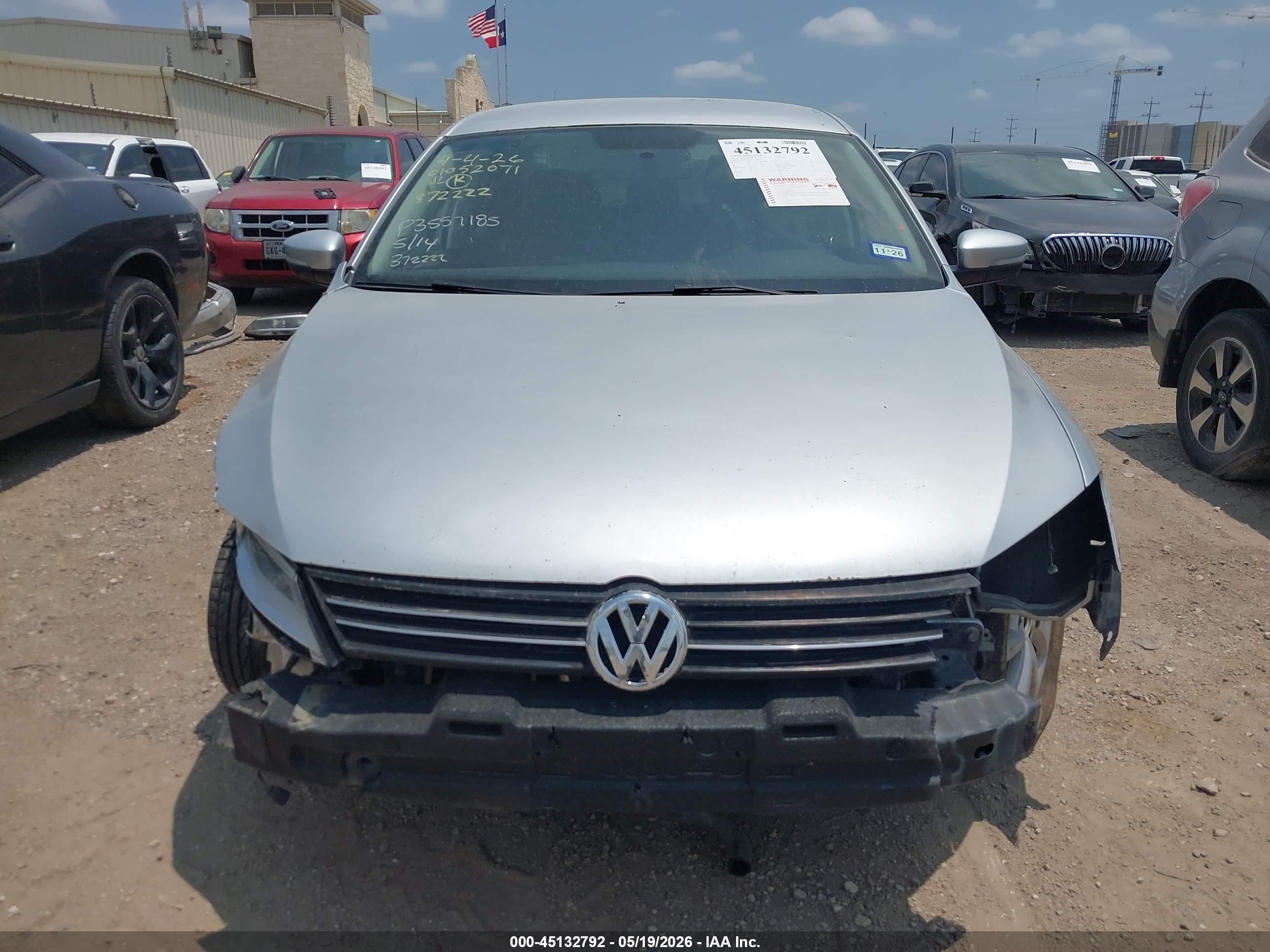 2013 Volkswagen Jetta 2.5l Se Серебряный vin: 3VWDX7AJ5DM372222