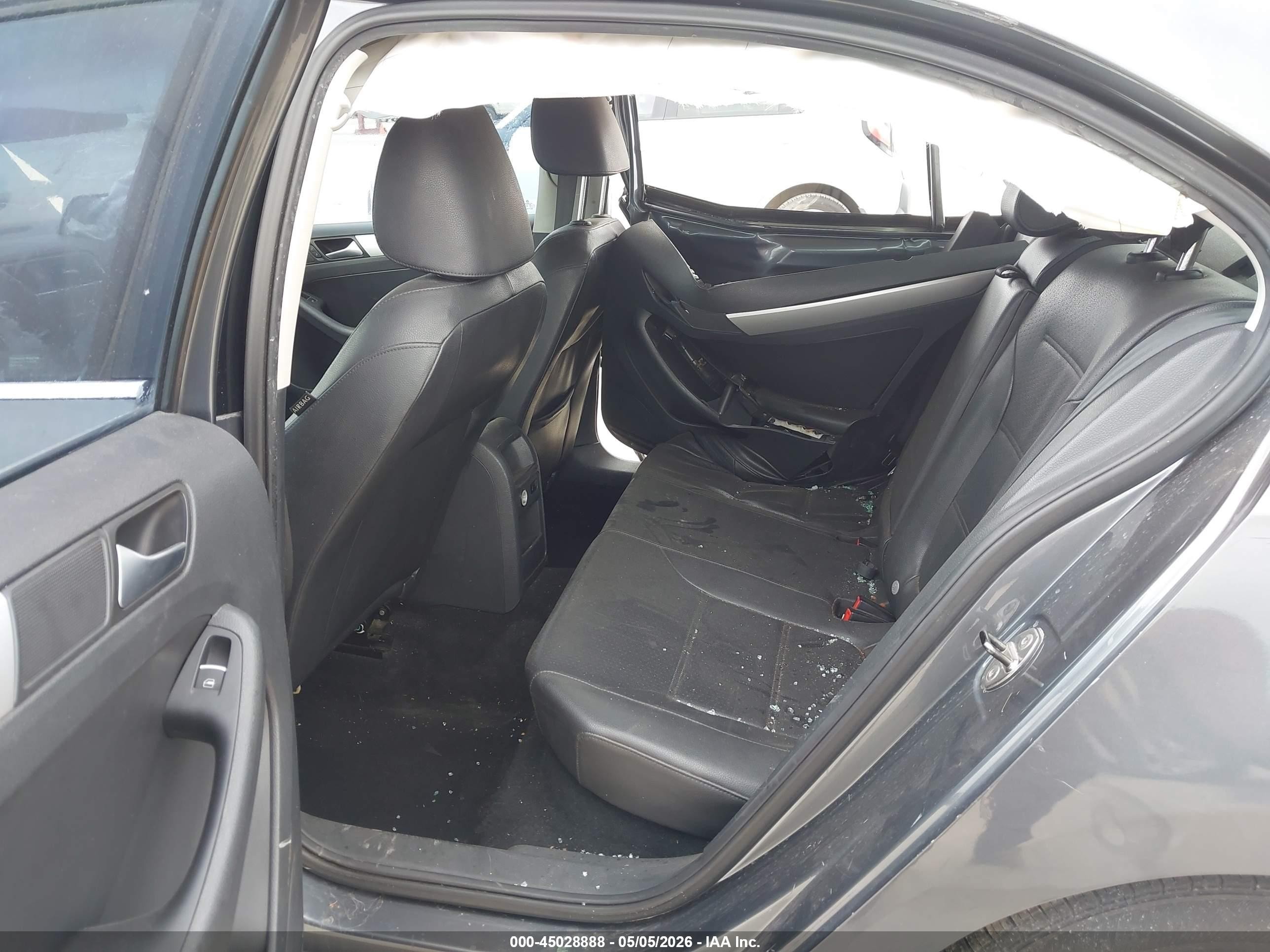 2013 Volkswagen Jetta 2.5l Se Gray vin: 3VWDX7AJ5DM436968